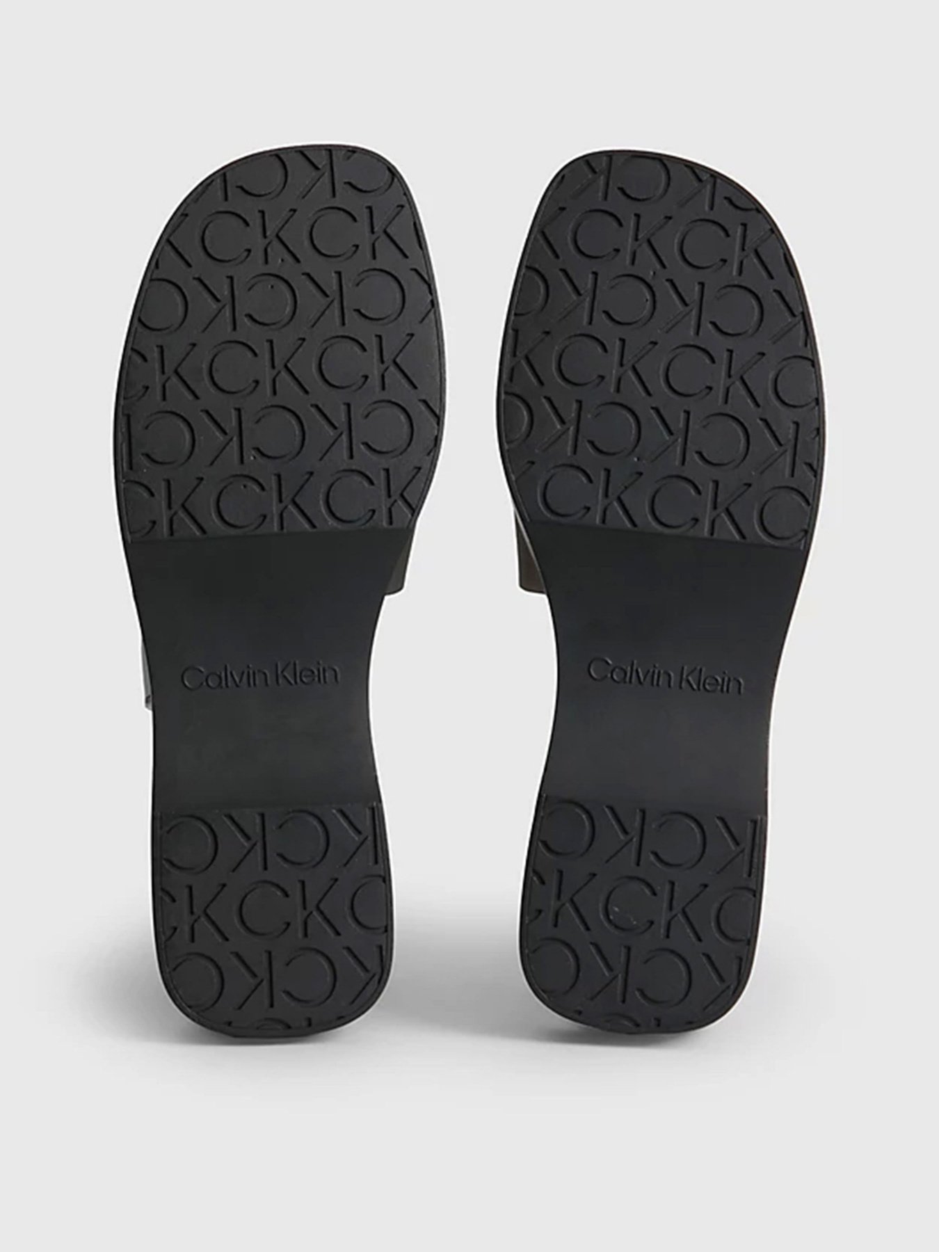 Шлепанцы Calvin Klein Wedge Slide-Transp модель HW0HW01514-BEH Фото