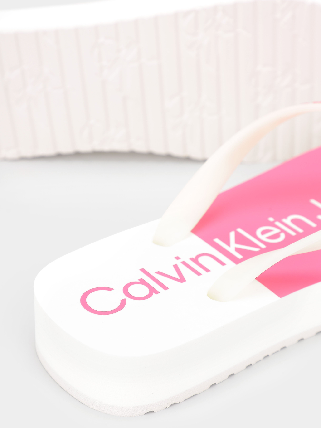 Вьетнамки Calvin Klein Beach Sandal Flatform модель YW0YW00716-0J0 Фото