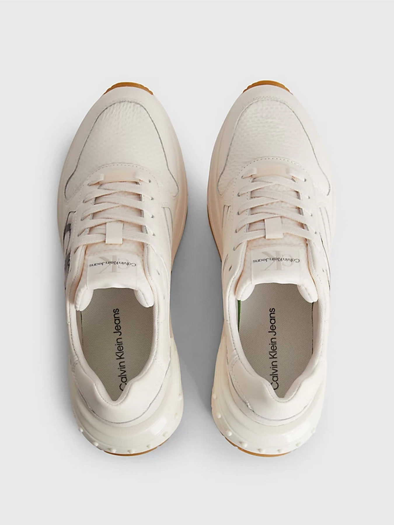 Кроссовки Calvin Klein Chunky Runner Over Brand Wn модель YW0YW00941-0LB Фото