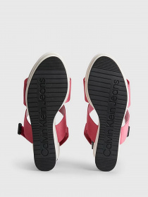 Босоножки Calvin Klein Wedge Sandal Webbing модель YW0YW00959-0J0 Босоножки Calvin Klein Wedge Sandal Webbing модель YW0YW00959-0J0 Фото