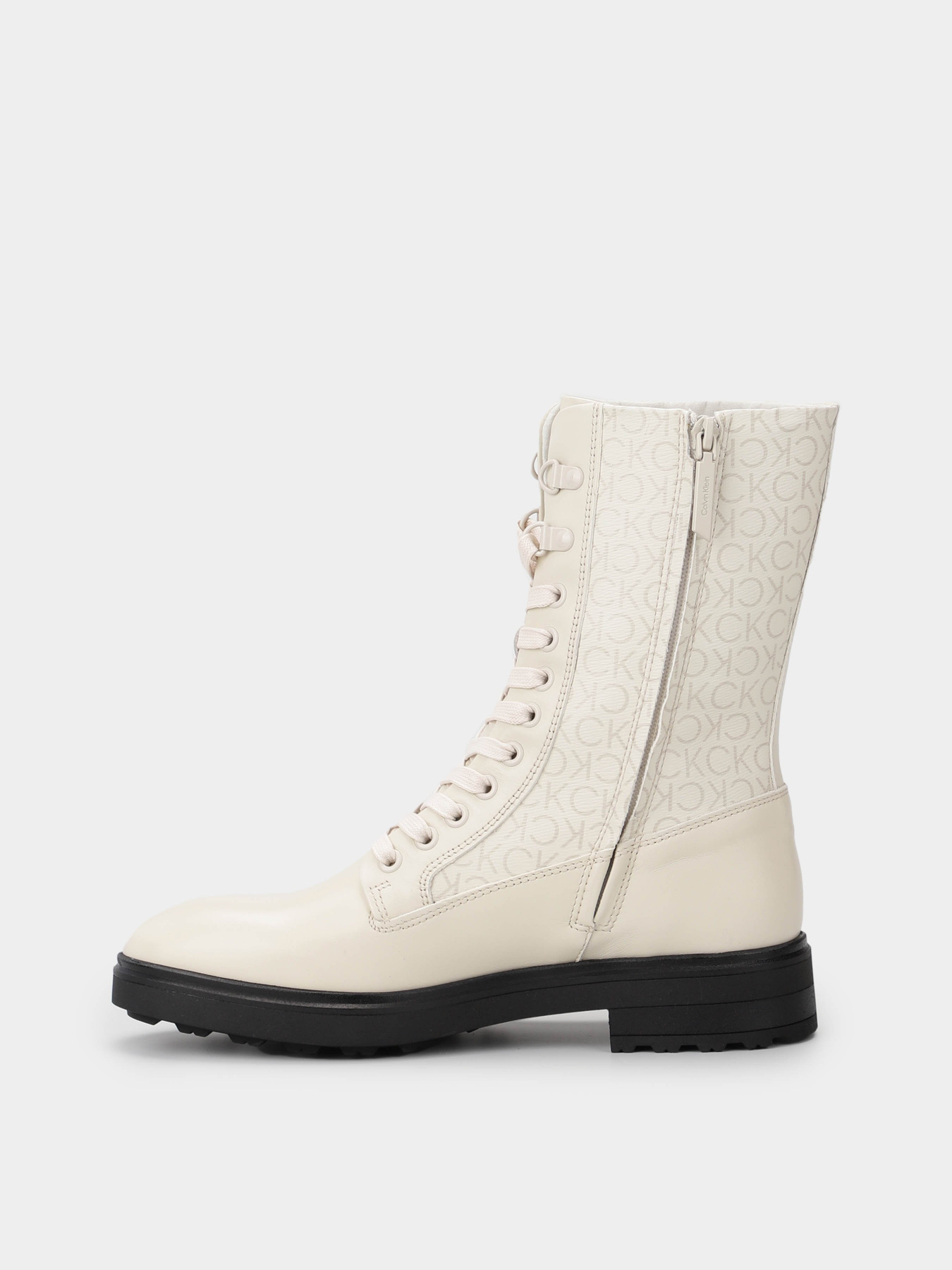Ботинки Calvin Klein Cleat Combat Boot - Epi Mono Mix модель HW0HW01713-ACG Фото