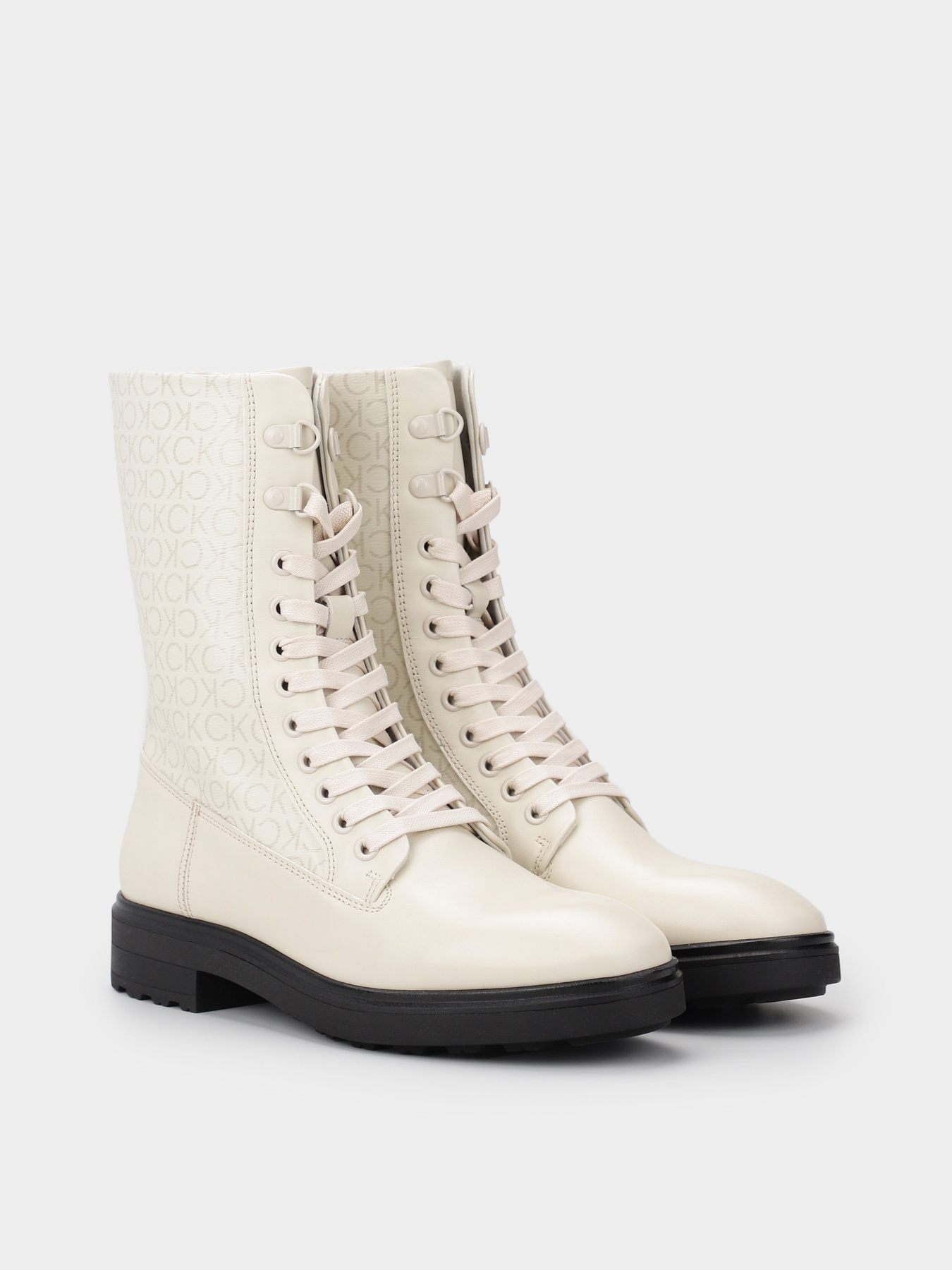 Ботинки Calvin Klein Cleat Combat Boot - Epi Mono Mix модель HW0HW01713-ACG Фото