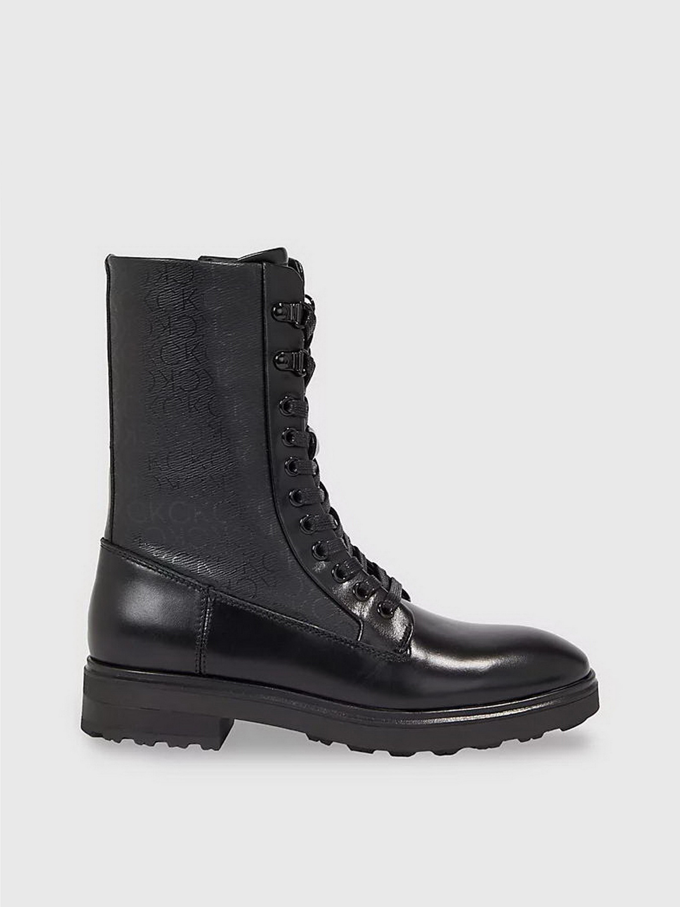Ботинки Calvin Klein Cleat Combat Boot - Epi Mono Mix модель HW0HW01713-BEH Фото