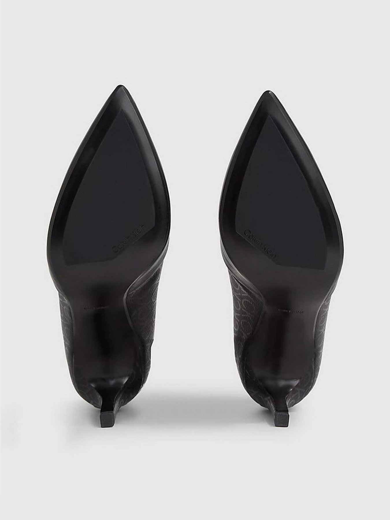 Туфли на каблуках Calvin Klein Ess Stiletto Pump 90 - Epi Mn Mx модель HW0HW01737-BEH Фото