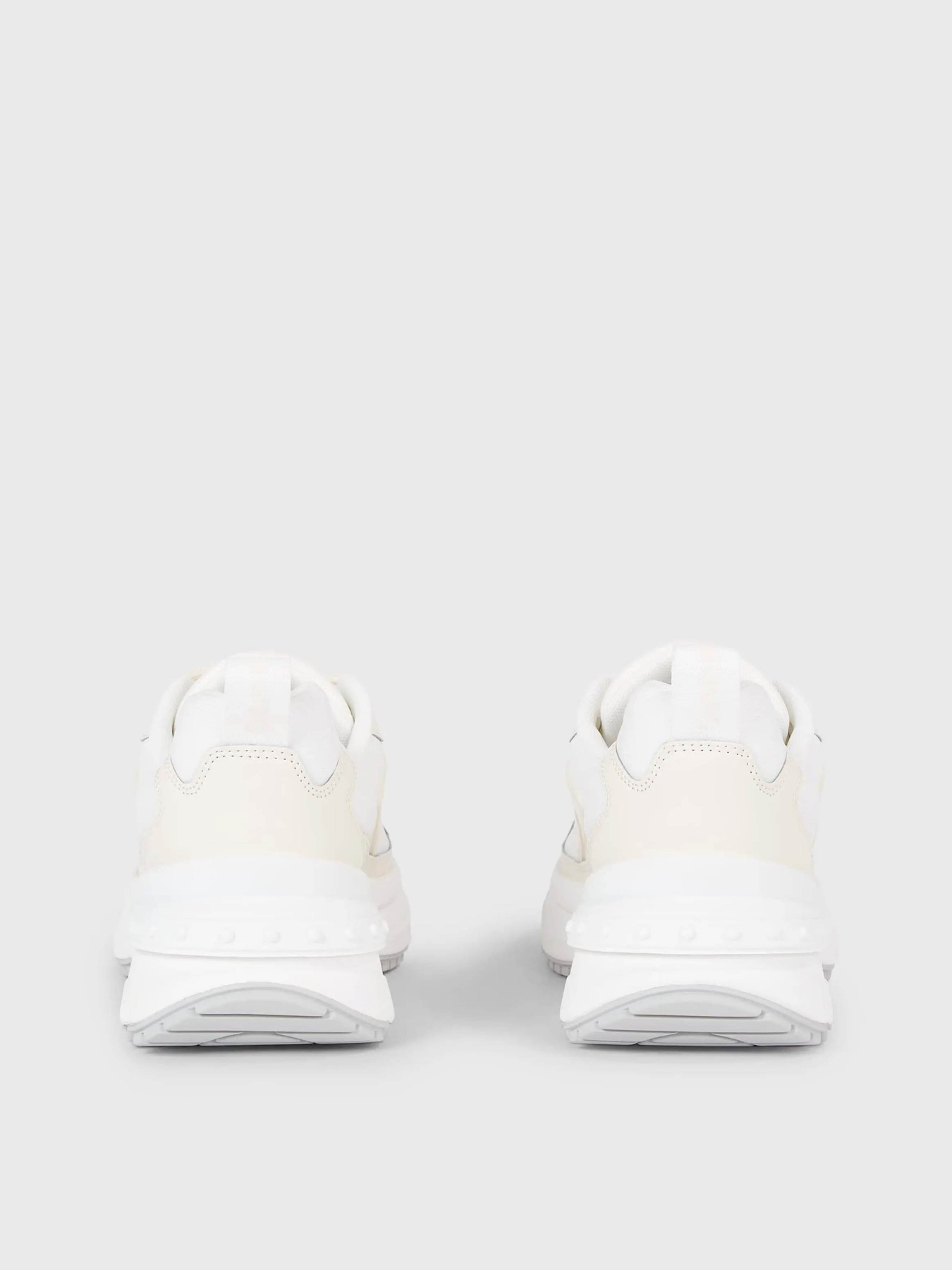 Кроссовки Calvin Klein Chunky Runner Low Lace Wn модель YW0YW01132-01T Фото