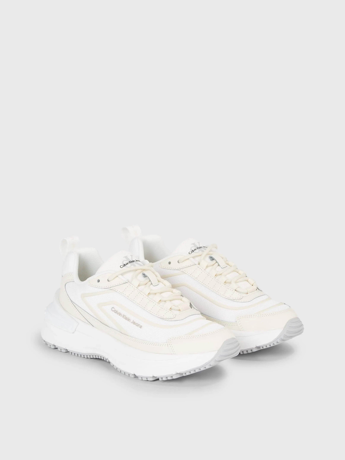 Кроссовки Calvin Klein Chunky Runner Low Lace Wn модель YW0YW01132-01T Фото