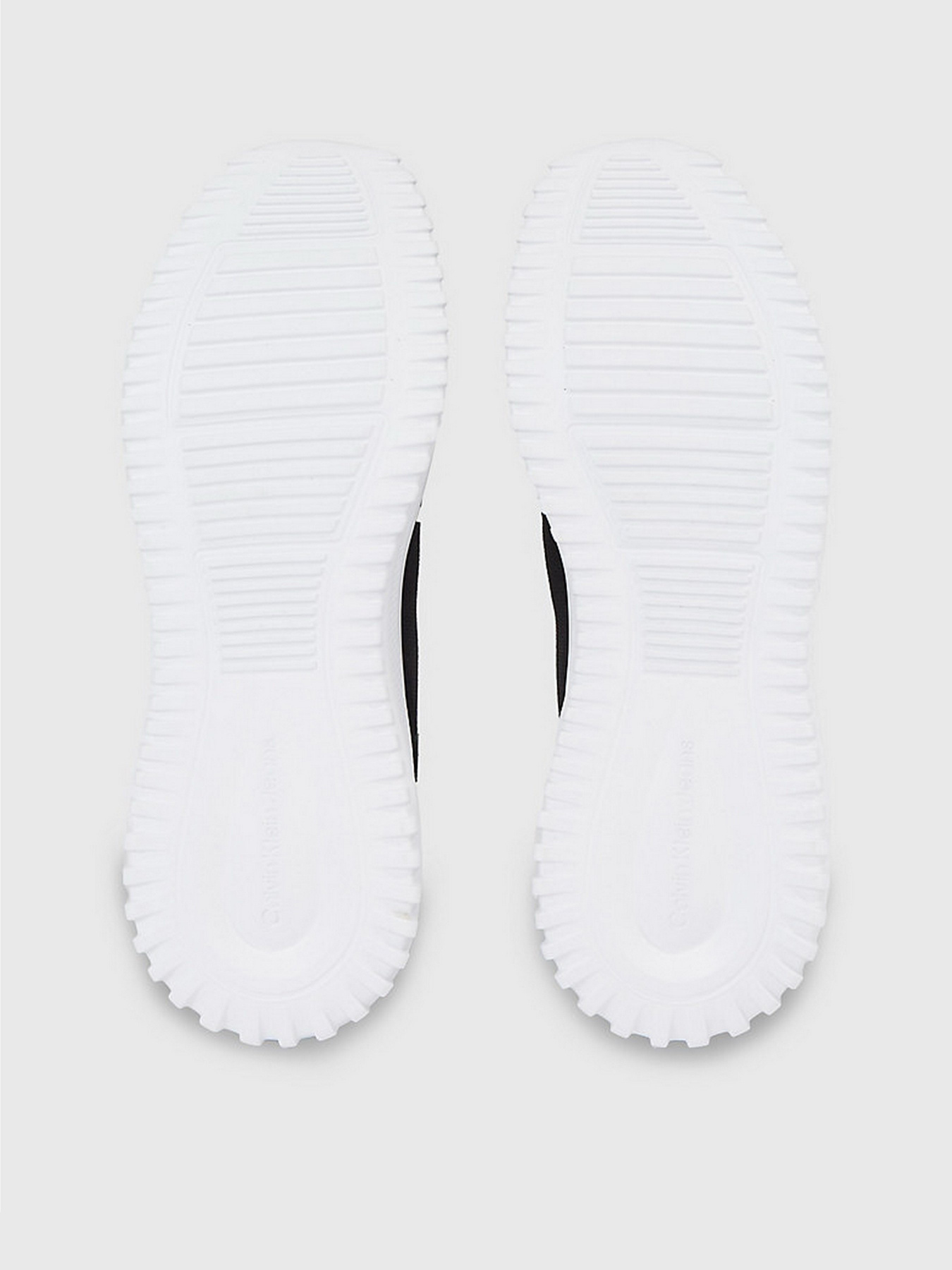 Кроссовки Calvin Klein Eva Runner Laceup Mesh Wn модель YW0YW01215-BEH Фото