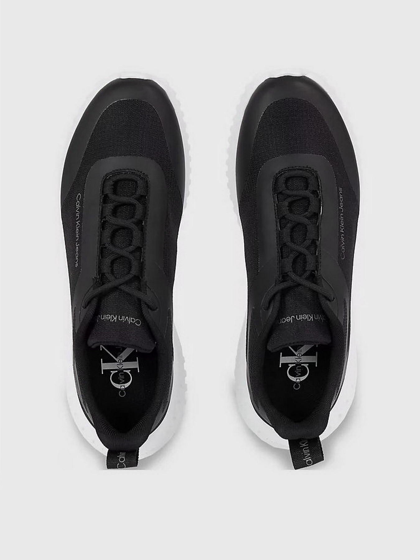 Кроссовки Calvin Klein Eva Runner Laceup Mesh Wn модель YW0YW01215-BEH Фото