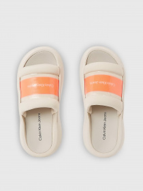 Шльопанці Calvin Klein Hybrid Sandal Tpu In Lum Met модель YW0YW01280-0GI Шльопанці Calvin Klein Hybrid Sandal Tpu In Lum Met модель YW0YW01280-0GI Фото