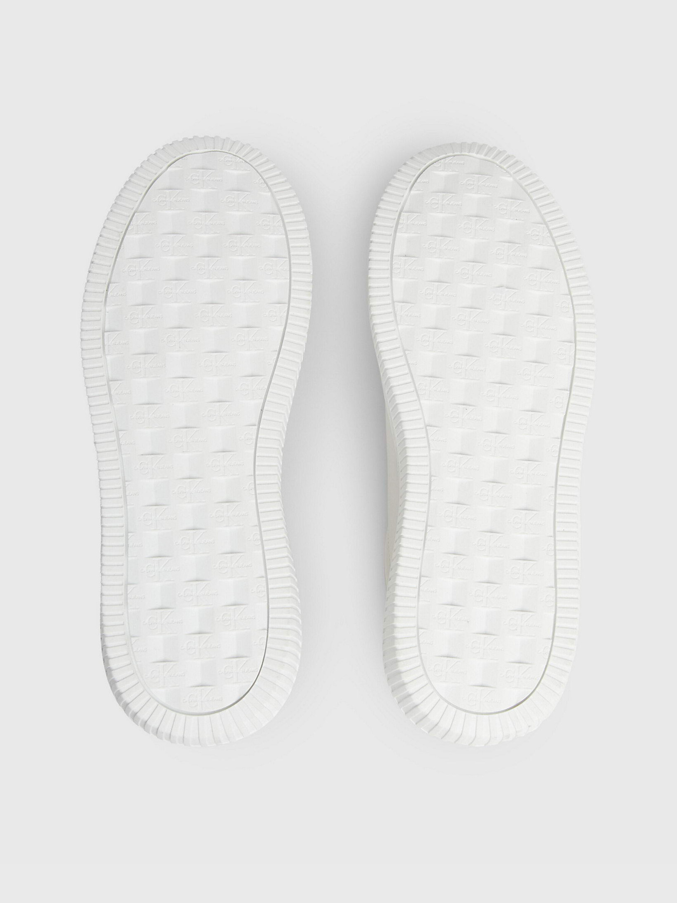 Кросівки Calvin Klein Chunky Cupsole Monologo W Модель YW0YW00823-0LB Фото