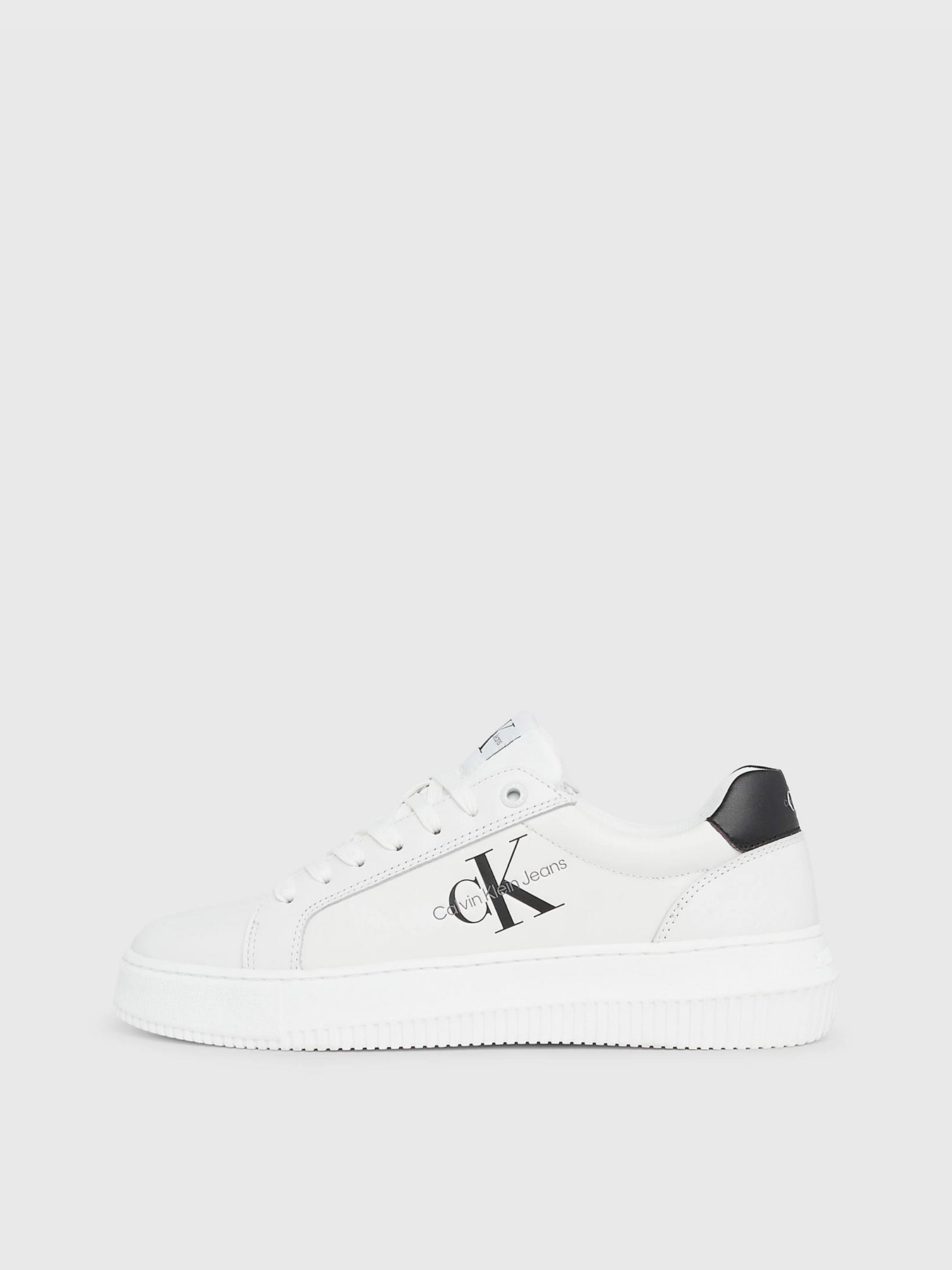 Кросівки повсякденні Calvin Klein Chunky Cupsole Monologo W модель YW0YW00823-0LB Фото