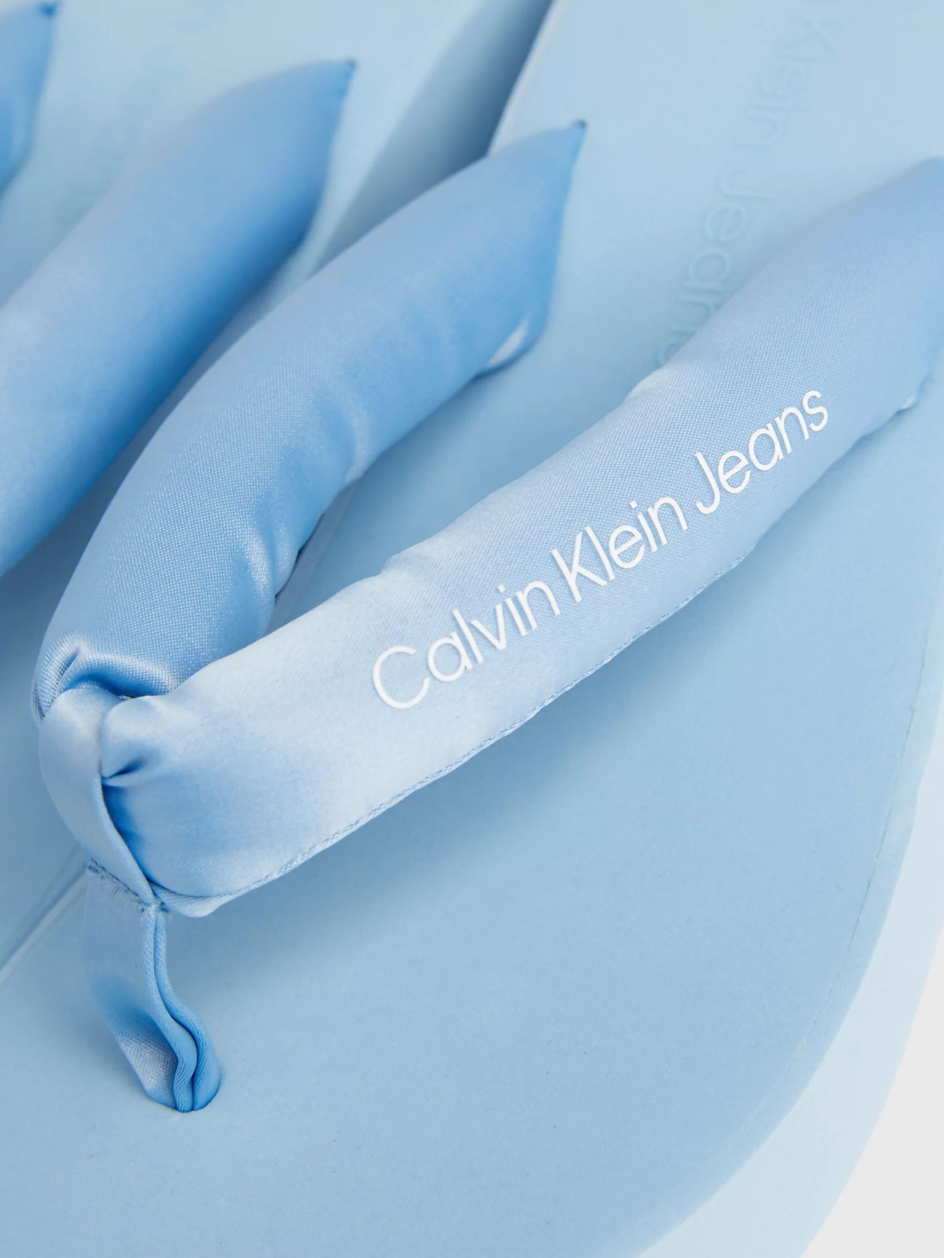 Вьетнамки Calvin Klein Beach Wedge Sandal Padded Ny модель YW0YW01397-0G2 Вьетнамки Calvin Klein Beach Wedge Sandal Padded Ny модель YW0YW01397-0G2 Фото