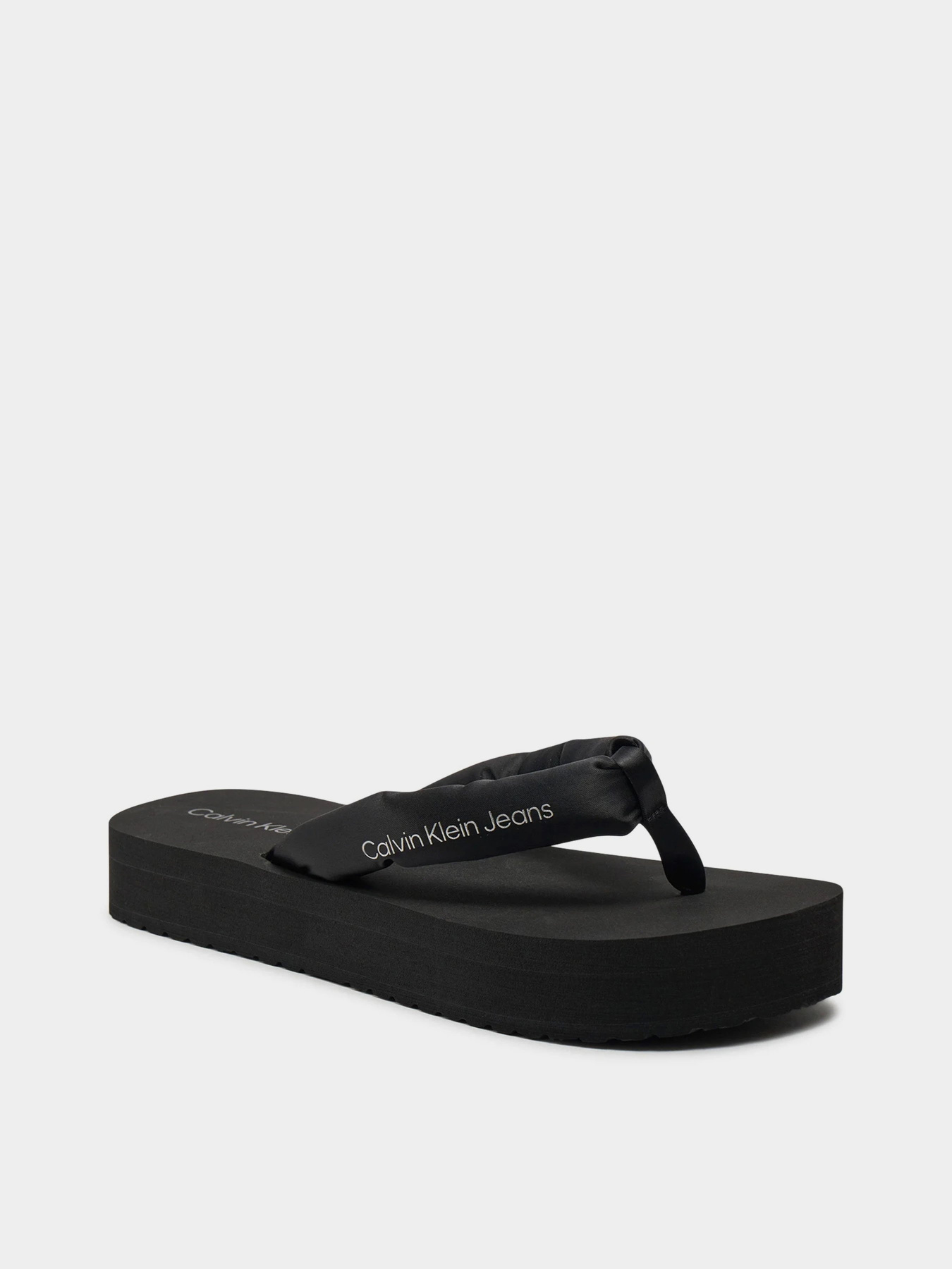 Вьетнамки Calvin Klein Beach Sandal Flatform Padded Ny модель YW0YW01400-0GN Вьетнамки Calvin Klein Beach Sandal Flatform Padded Ny модель YW0YW01400-0GN Фото