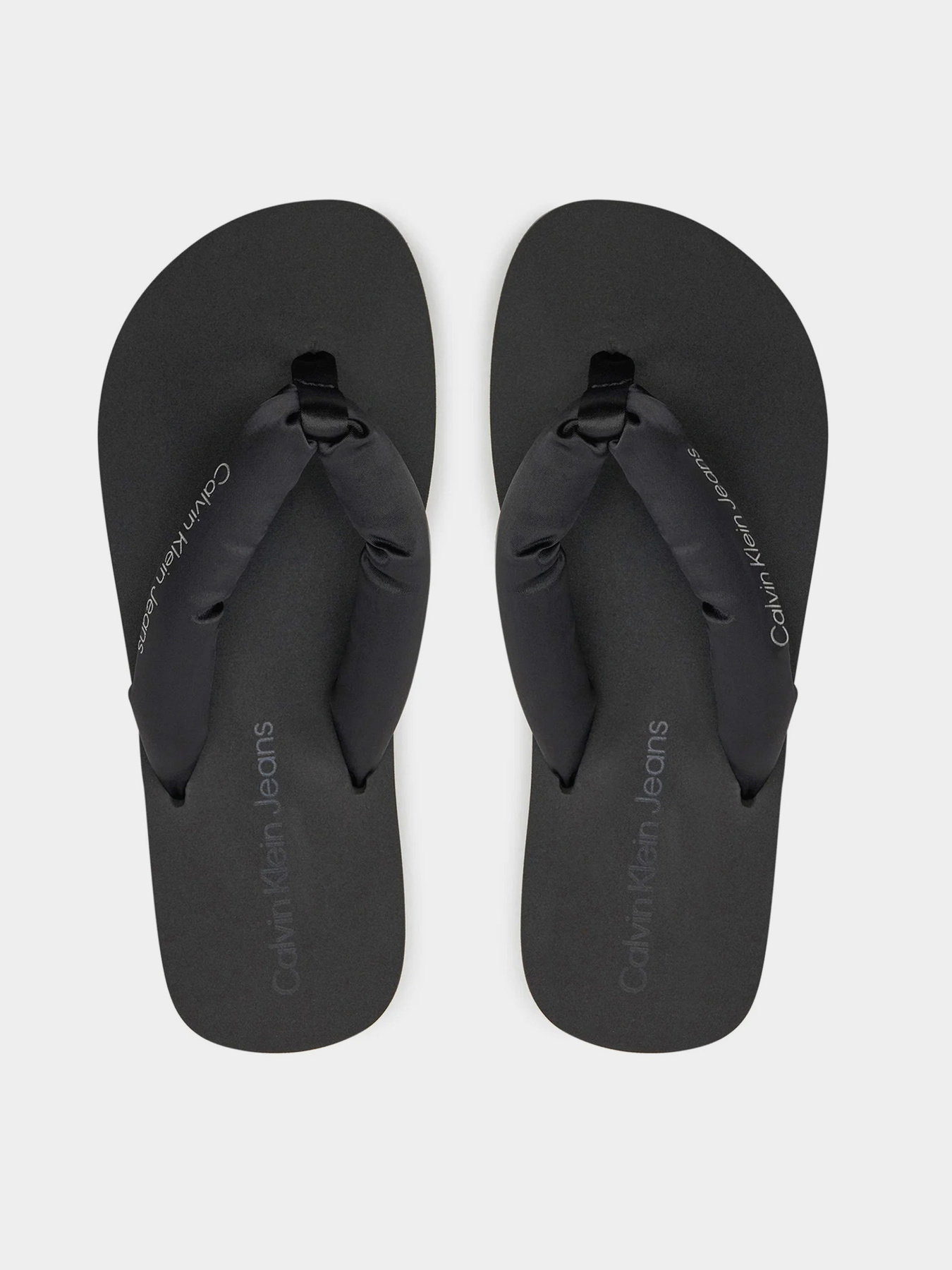 Вьетнамки Calvin Klein Beach Sandal Flatform Padded Ny модель YW0YW01400-0GN Вьетнамки Calvin Klein Beach Sandal Flatform Padded Ny модель YW0YW01400-0GN Фото