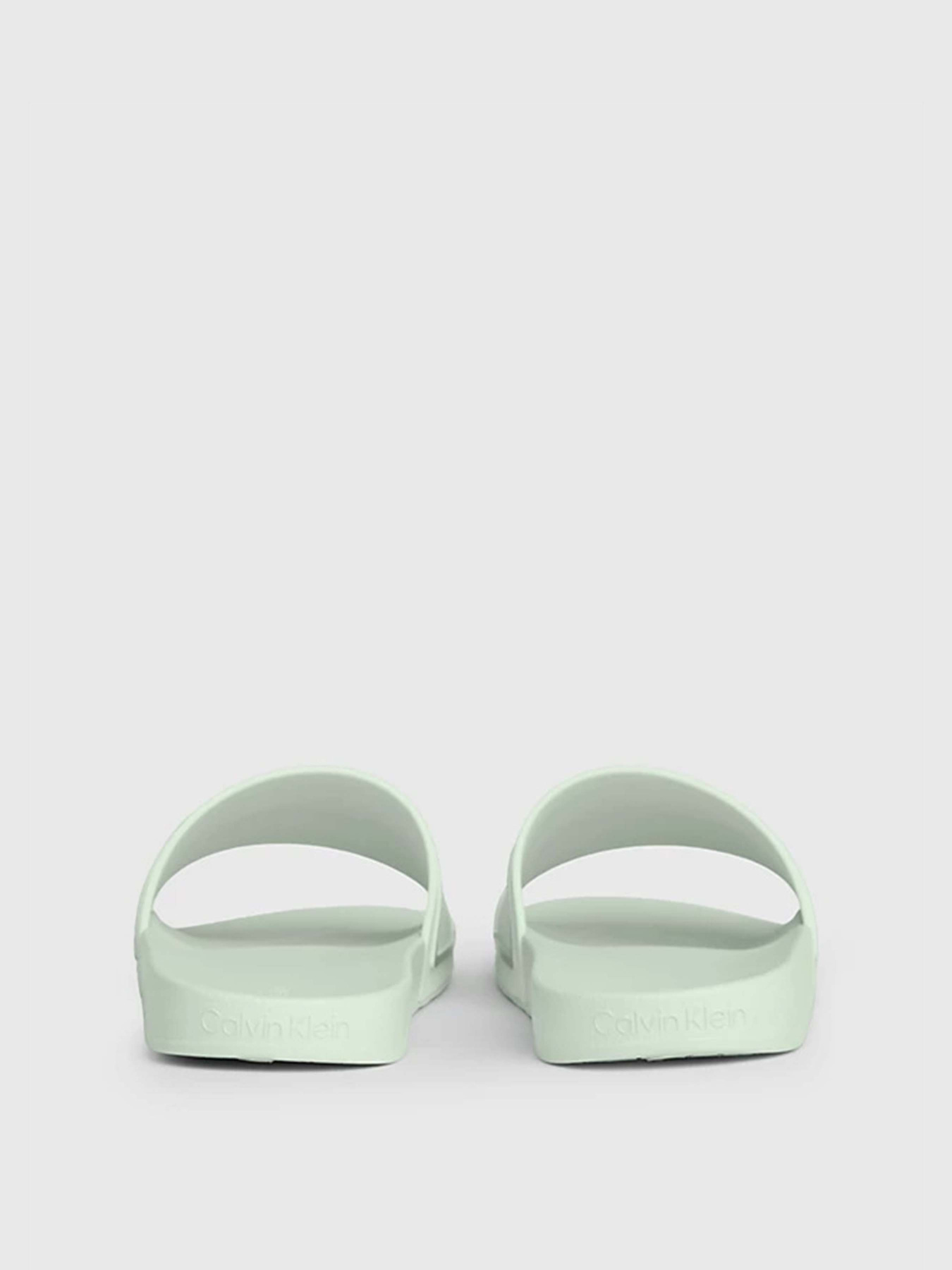 Шльопанці Calvin Klein Pool Slide Deboss Logo Tpu модель HW0HW01976-LIA Фото