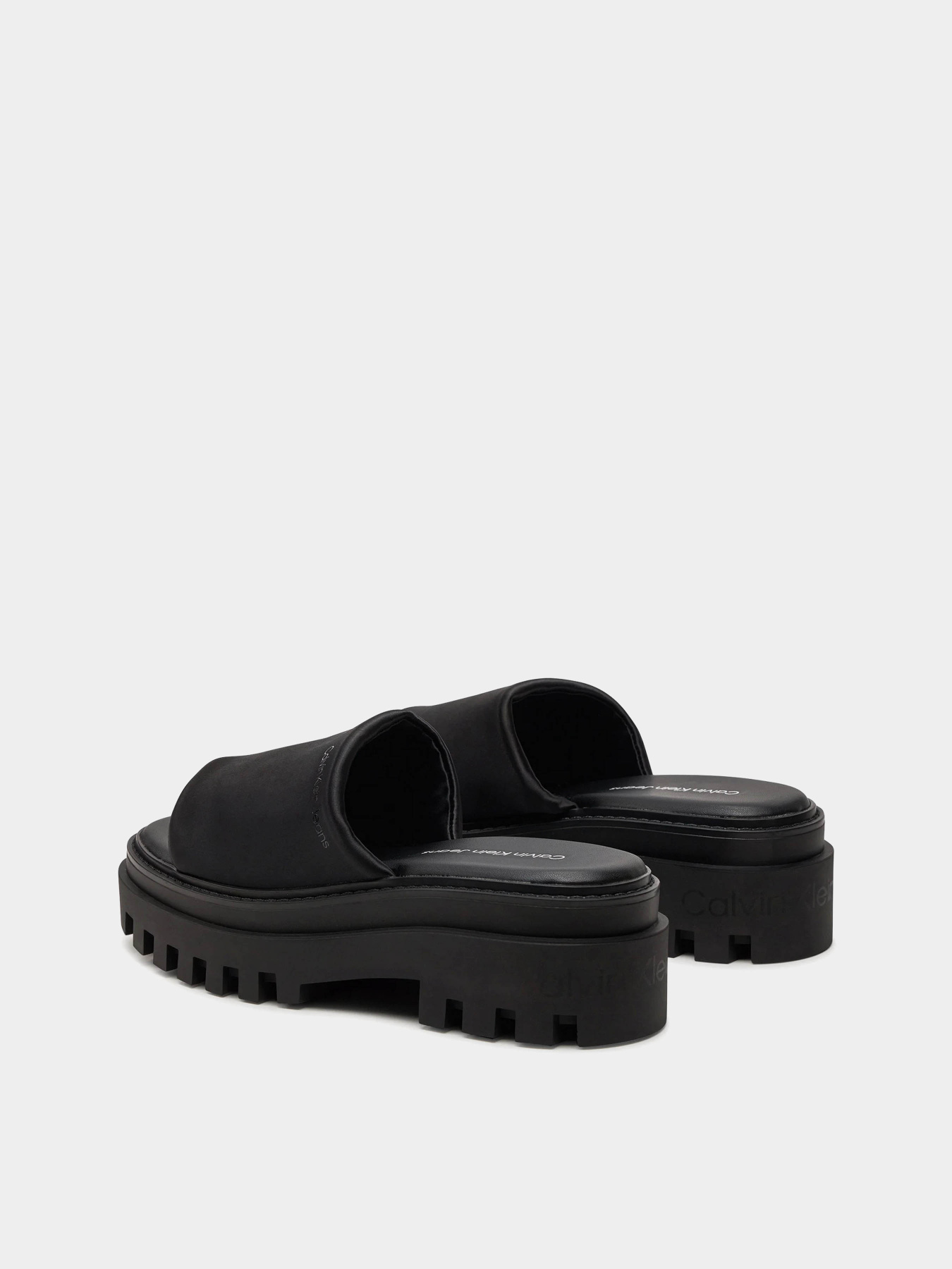 Шлепанцы Calvin Klein Toothy Combat Sandal In Dc модель YW0YW01339-BEH Фото