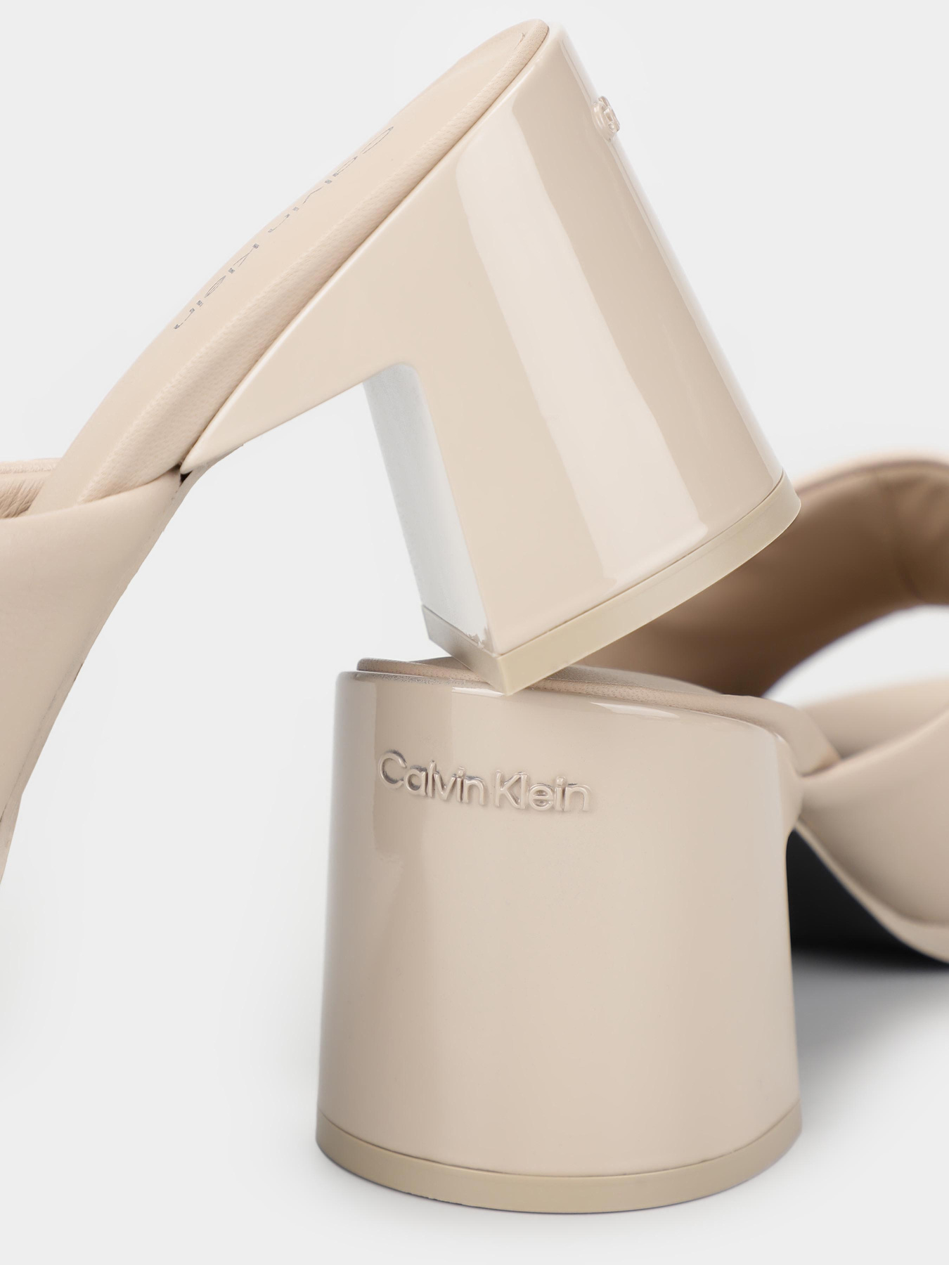 Мюлі Calvin Klein Heel Mule 60 Lth модель HW0HW01941-ACE Фото