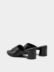 Мюлі Calvin Klein Heel Mule 60 Lth модель HW0HW01941-BEH Мюлі Calvin Klein Heel Mule 60 Lth модель HW0HW01941-BEH Фото