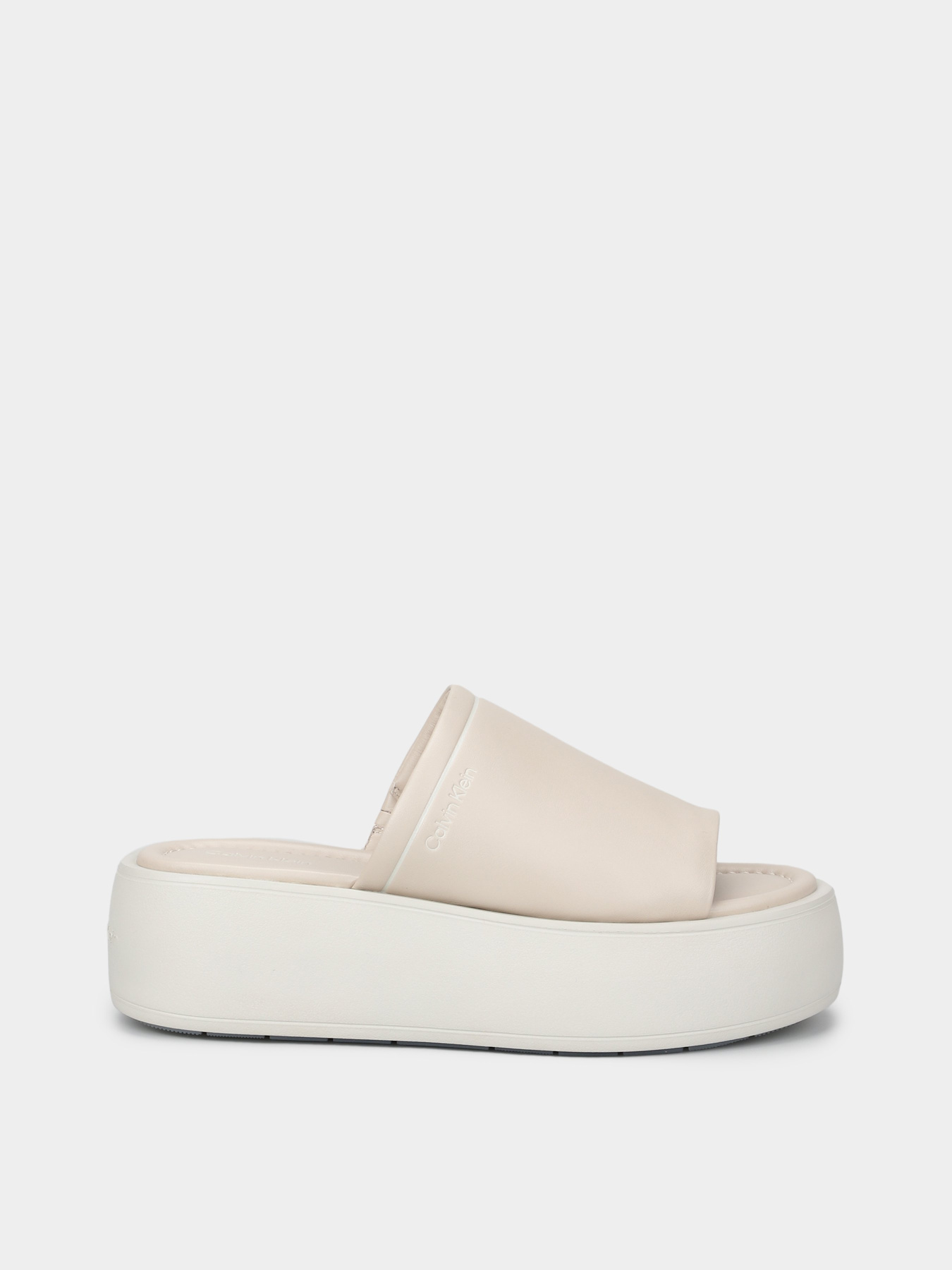 Шлепанцы Calvin Klein Flatform Slide Lth модель HW0HW01943-0F8 Фото