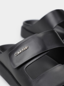 Шлепанцы Calvin Klein Flat Adj Slide Calvin Mtl Lth модель HW0HW01954-BEH Фото