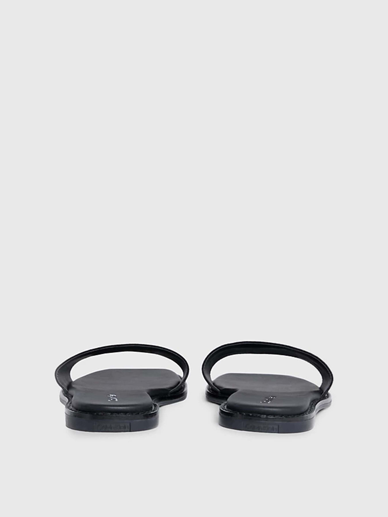 Шльопанці Calvin Klein Flat Slide He модель HW0HW01989-BEH Фото