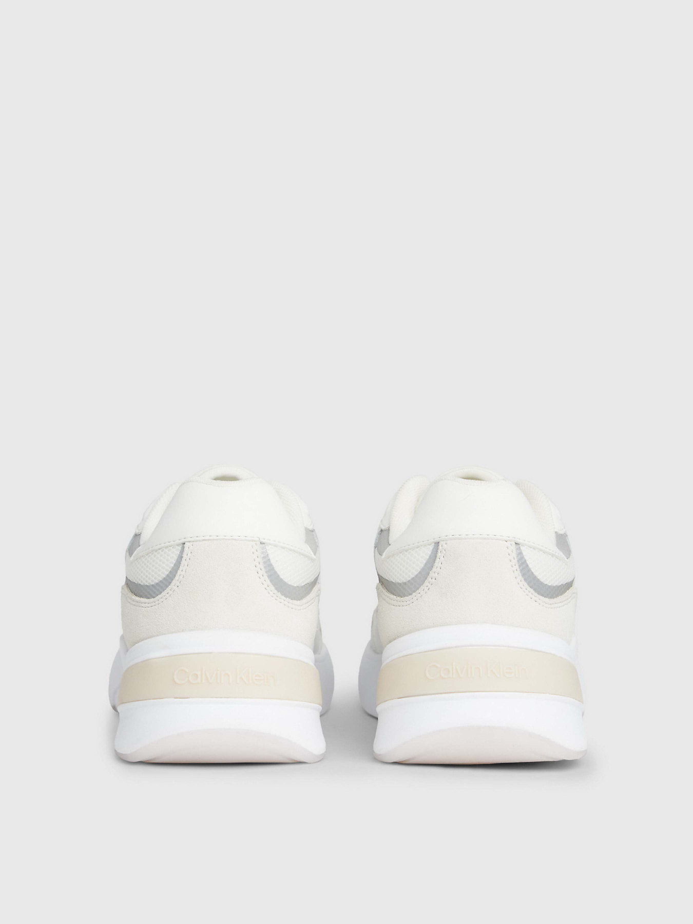 Кроссовки повседневные Calvin Klein Runner Lace Up Mesh модель HW0HW02133-02R Кроссовки повседневные Calvin Klein Runner Lace Up Mesh модель HW0HW02133-02R Фото