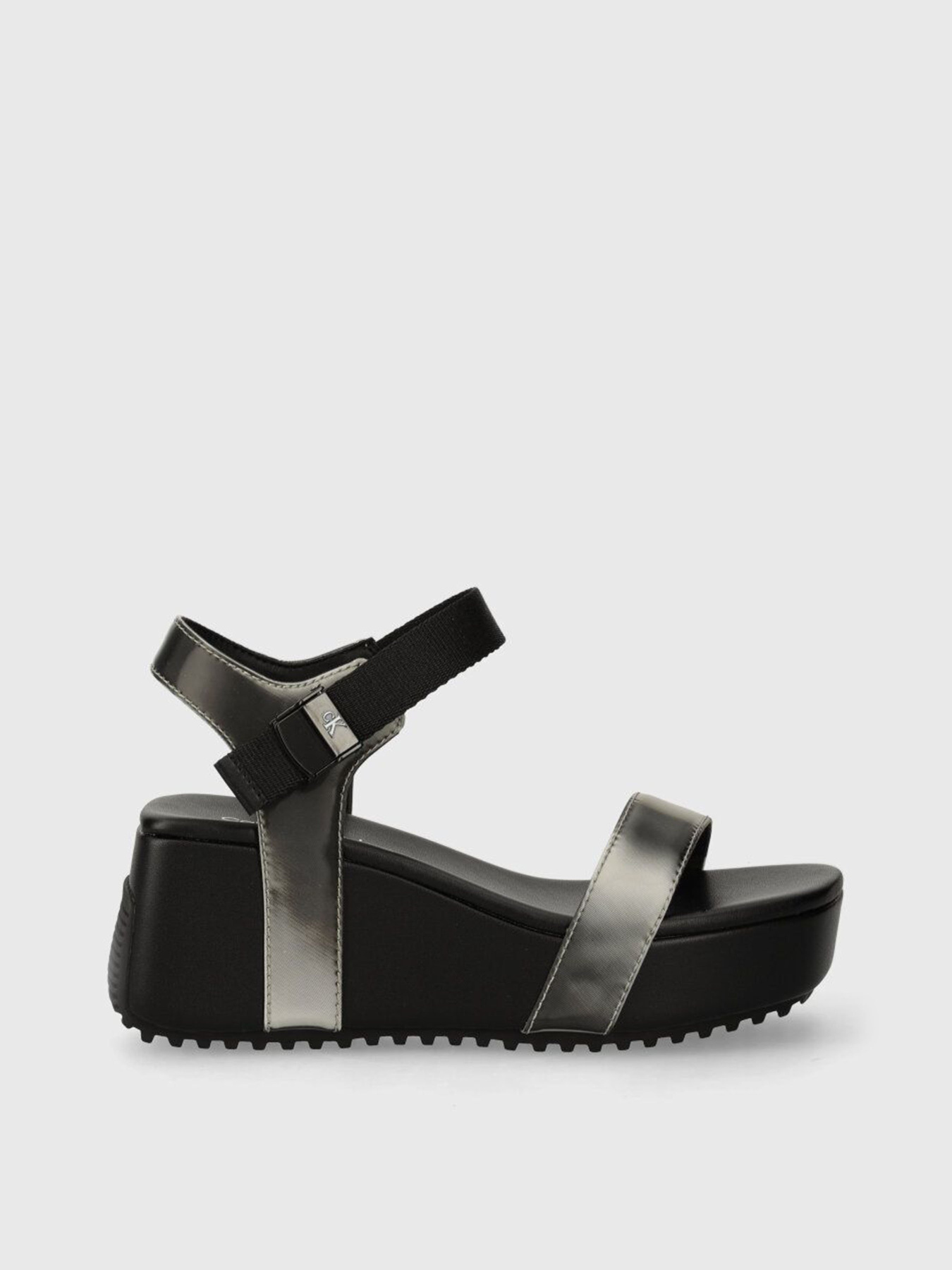 Сандалії Calvin Klein Wedge Block Sandal Metallic Dc модель YW0YW01366-0GN Сандалії Calvin Klein Wedge Block Sandal Metallic Dc модель YW0YW01366-0GN Фото