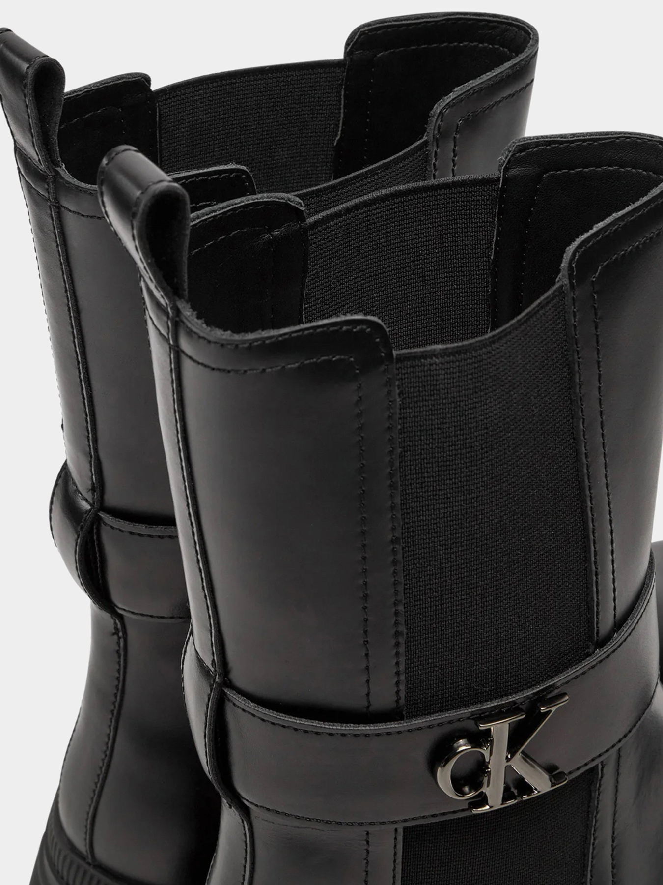 Челси Calvin Klein Chunky Combat модель YW0YW01495-0GT Фото