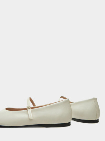 Балетки Calvin Klein модель HW0HW02307-ACG Фото