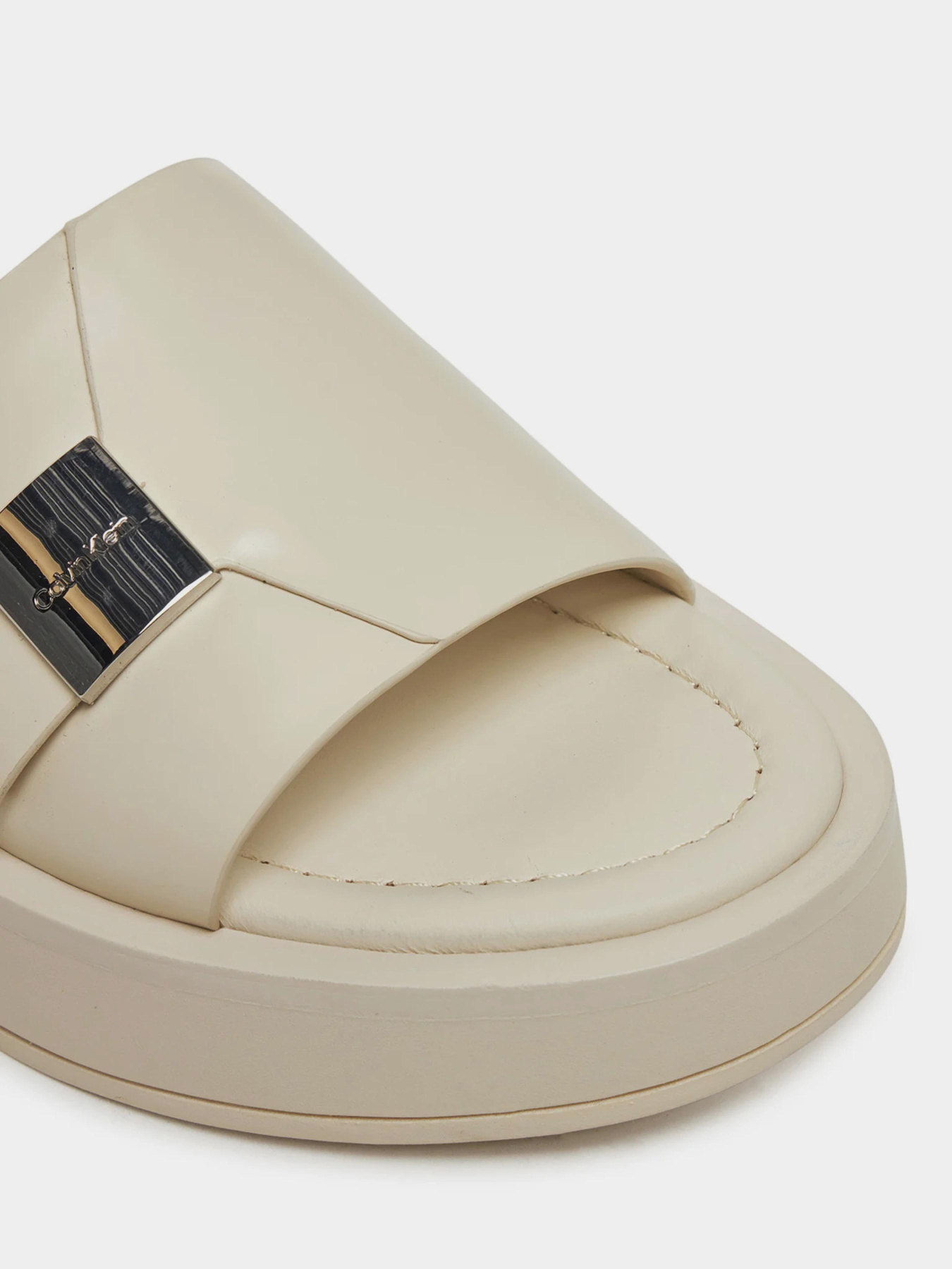 Шльопанці Calvin Klein модель HW0HW02368-AEO Фото