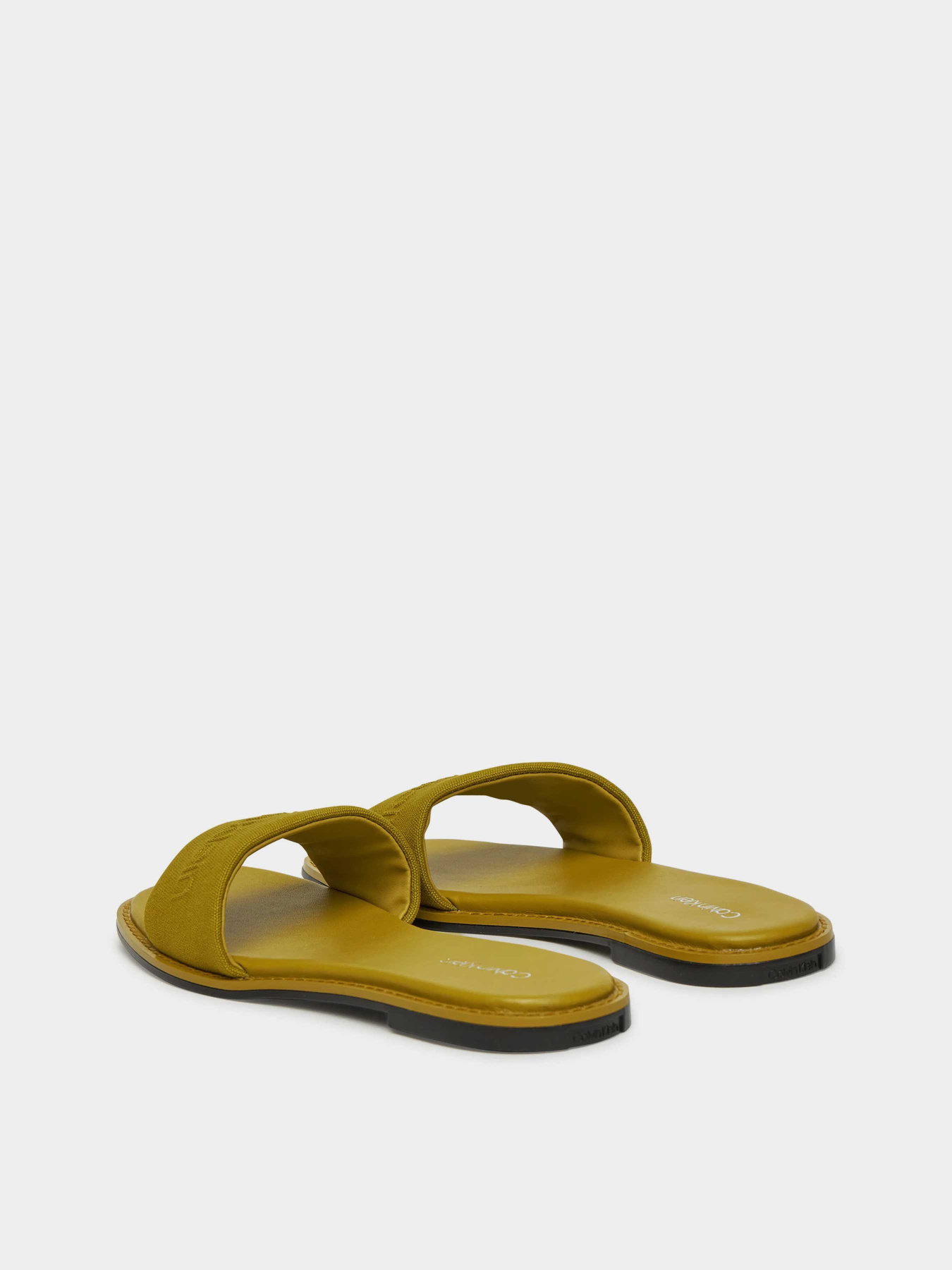 Шлепанцы Calvin Klein модель HW0HW02378-M1E Фото