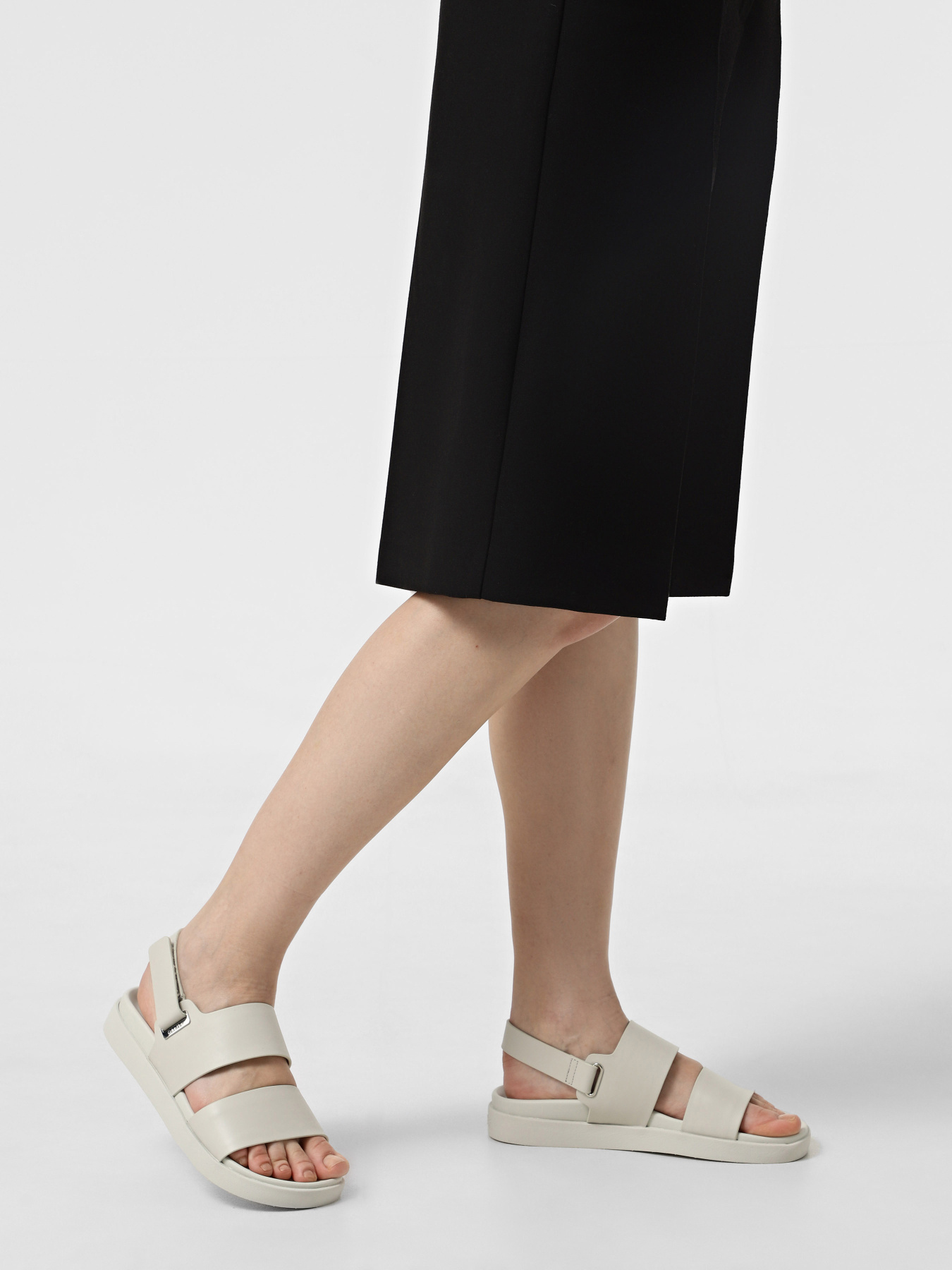 Сандалії Calvin Klein модель HW0HW02488-CJH Сандалії Calvin Klein модель HW0HW02488-CJH Фото