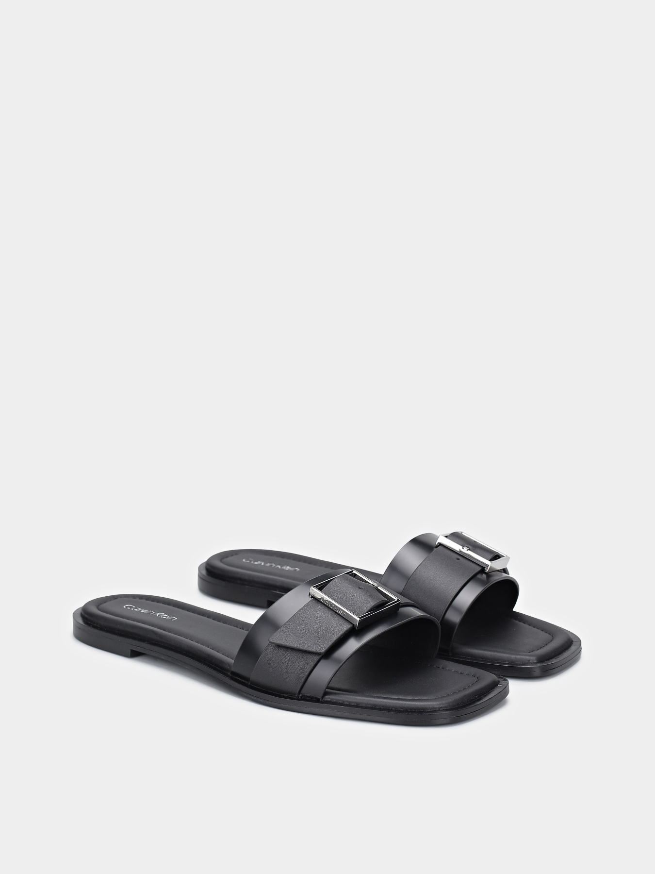 Шлепанцы Calvin Klein модель HW0HW02490-BEH Фото