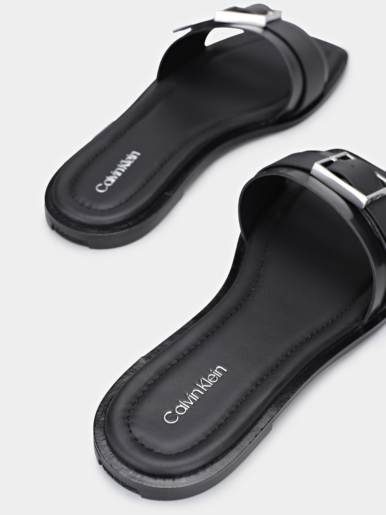 Шлепанцы Calvin Klein модель HW0HW02490-BEH Фото