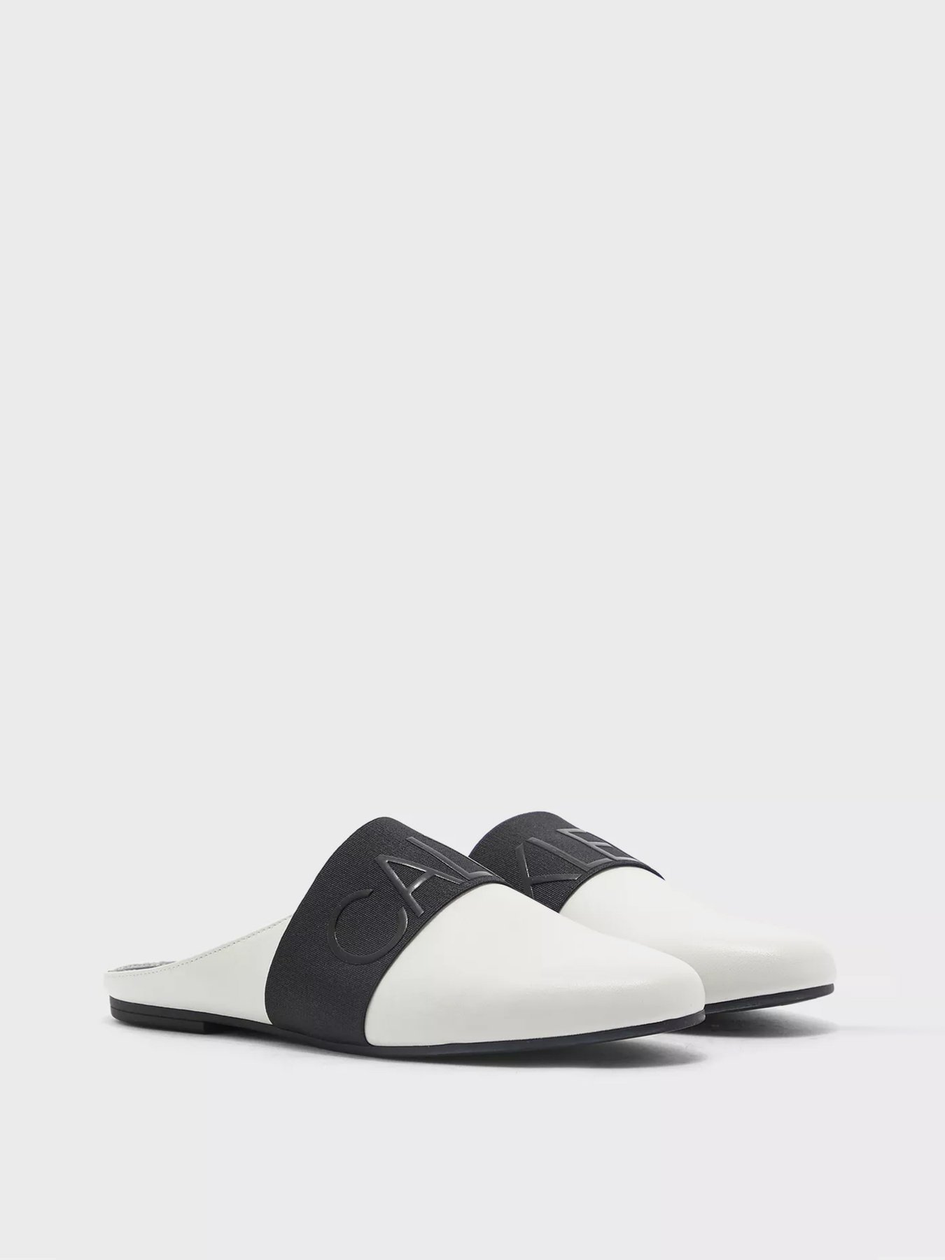 Сабо Calvin Klein модель YW0YW00153-YAF Фото