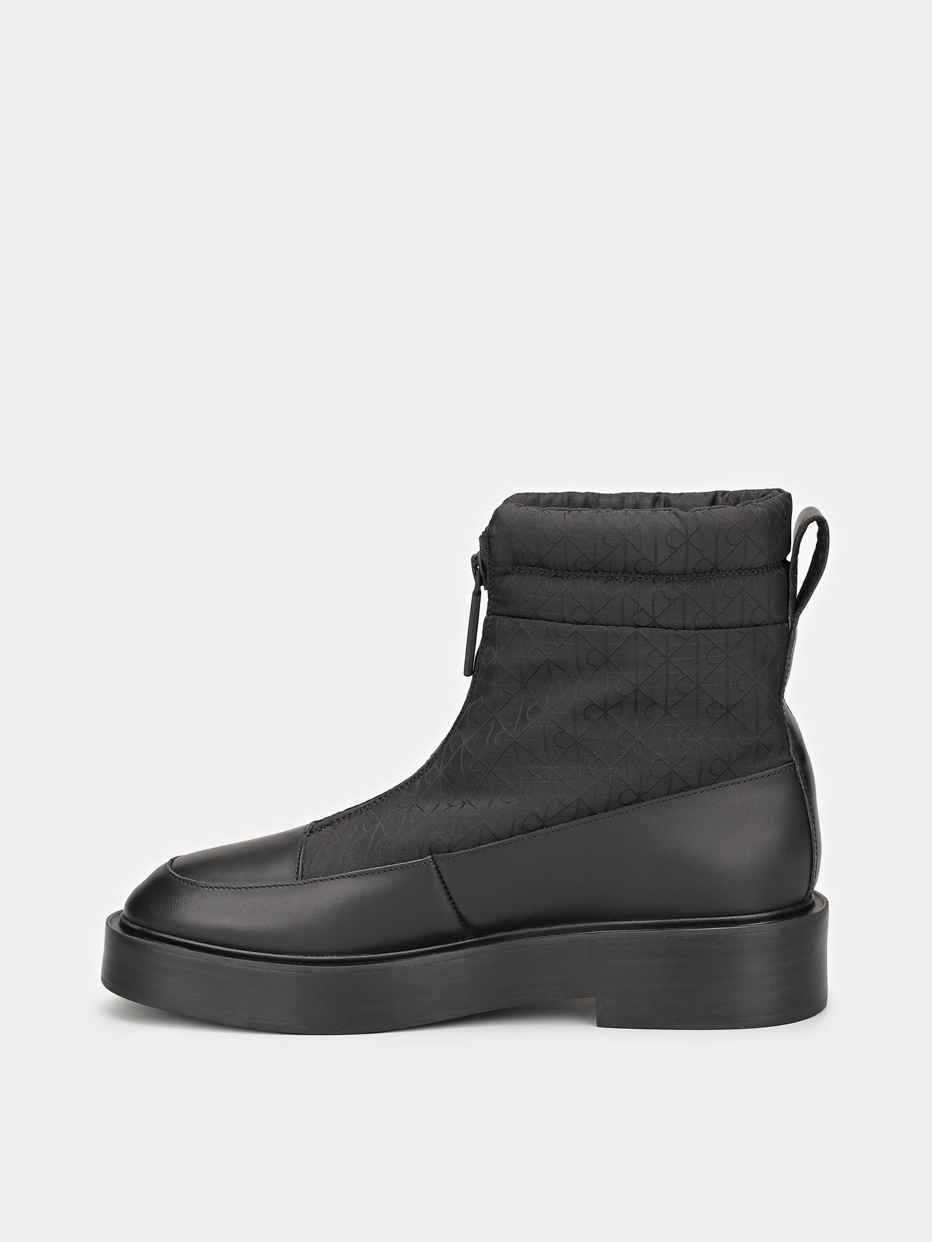 Ботинки Calvin Klein модель YW0YW02073-BEH Фото