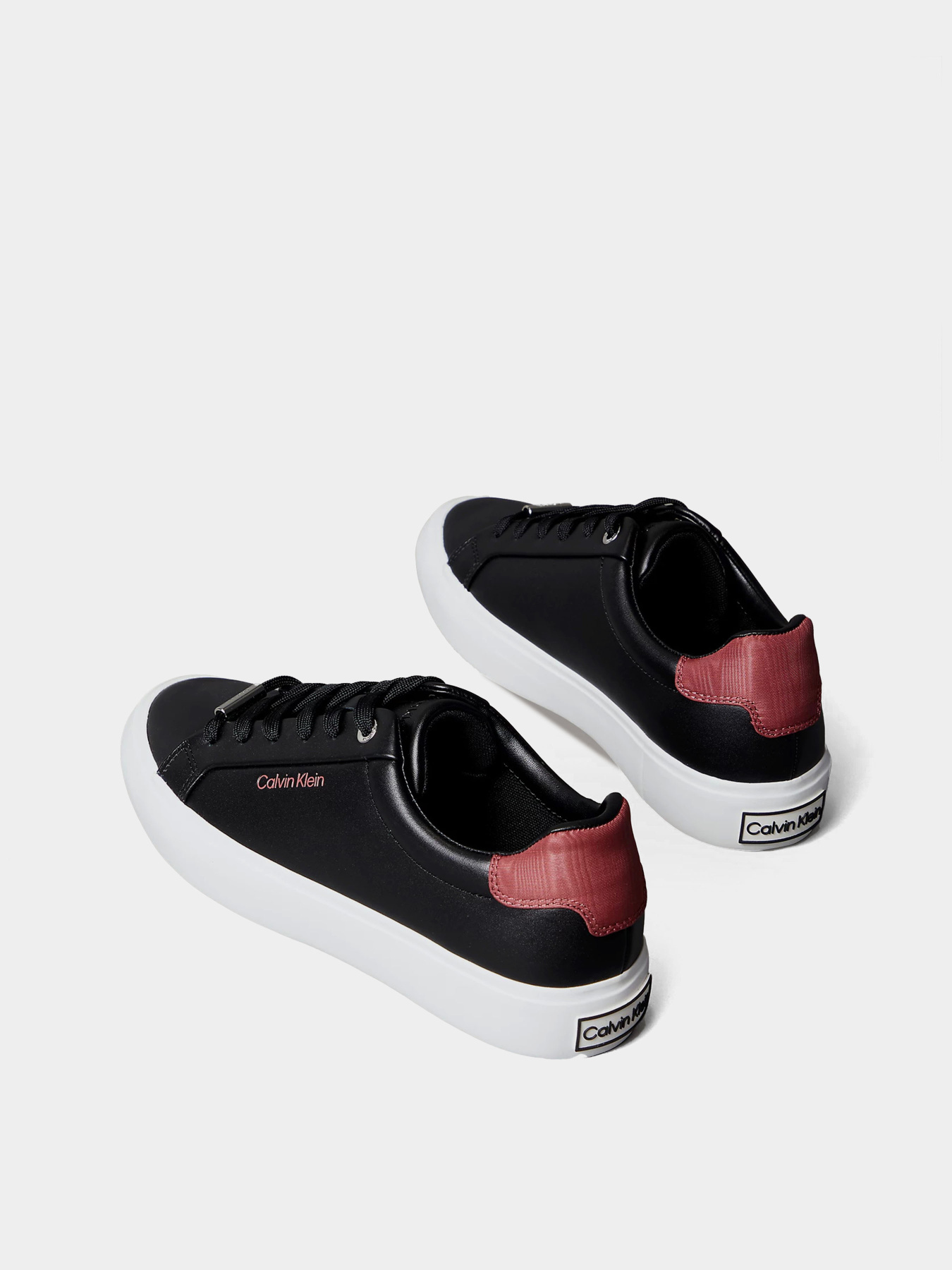 Кеди низькі Calvin Klein VULC LACE UP LTH/MOIRE BT модель HW0HW02747-0GK Кеди низькі Calvin Klein VULC LACE UP LTH/MOIRE BT модель HW0HW02747-0GK Фото