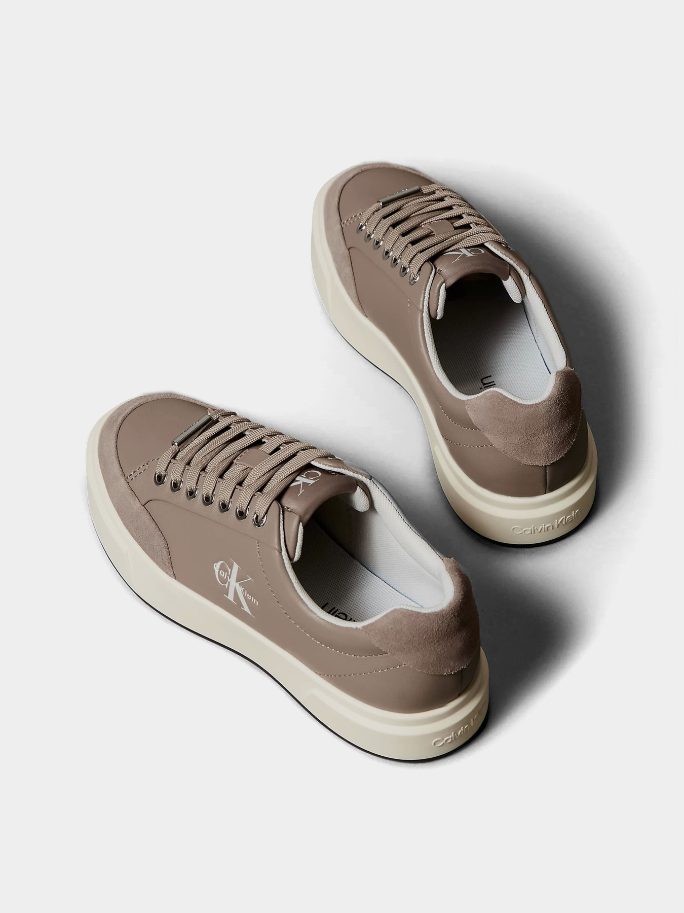 Кеди низькі Calvin Klein BASKET CUPSOLE LACEUP LTH MIX модель YW0YW02023-0I9 Фото