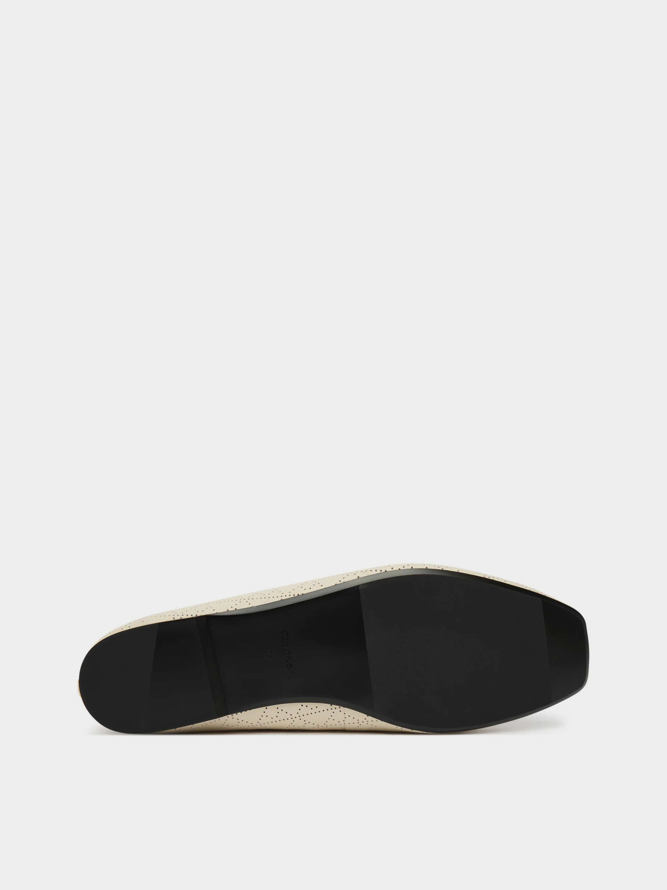 Туфли и лоферы Calvin Klein SQUARE BALLERINA AOP LTH модель HW0HW02936-Z01 Фото