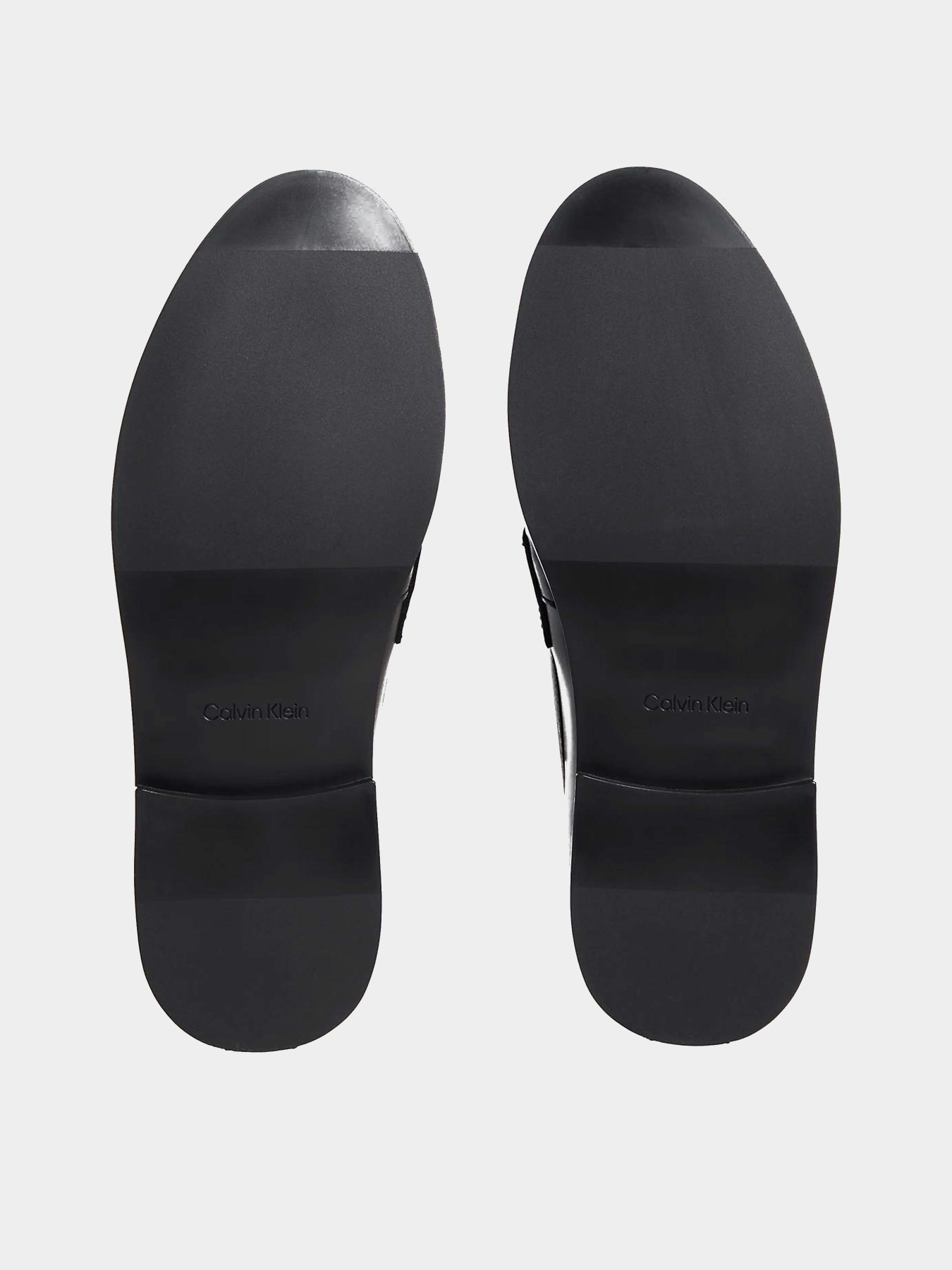 Лоферы Calvin Klein ROUND LOAFER LTH HDW модель HW0HW03031-0GJ Фото