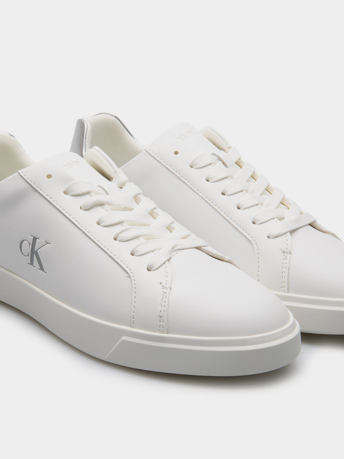 Кеды Calvin Klein LOW PRO CUPS LACEUP LTH MET модель HW0HW02846-0K8 Фото