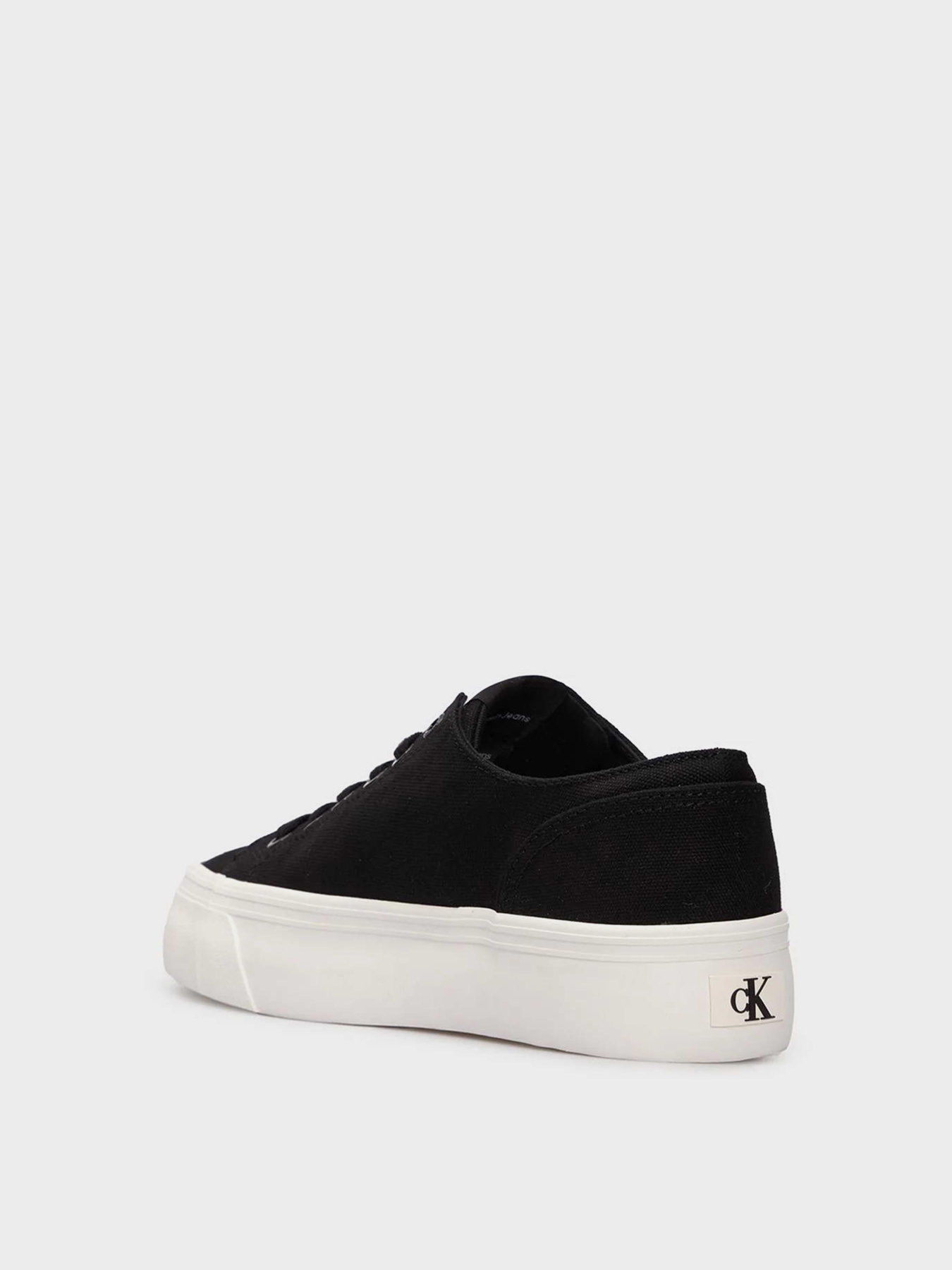Кеди низькі Calvin Klein VULC FLATFORM LOW CANVAS MG модель YW0YW01763-PD8 Кеди низькі Calvin Klein VULC FLATFORM LOW CANVAS MG модель YW0YW01763-PD8 Фото