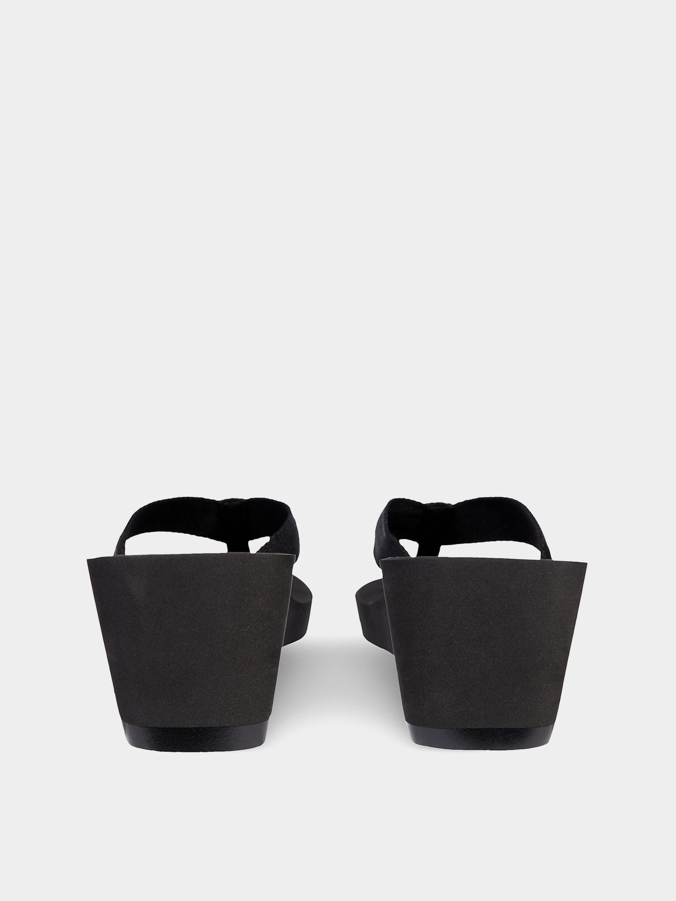 В'єтнамки Calvin Klein модель YW0YW00132-BDS Фото