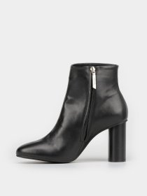 Бoтильоны Calvin Klein модель HW0HW00592-BAX Фото