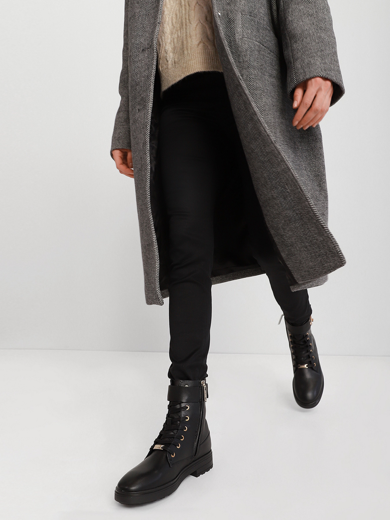 Ботинки Calvin Klein модель HW0HW00594-BAX Фото