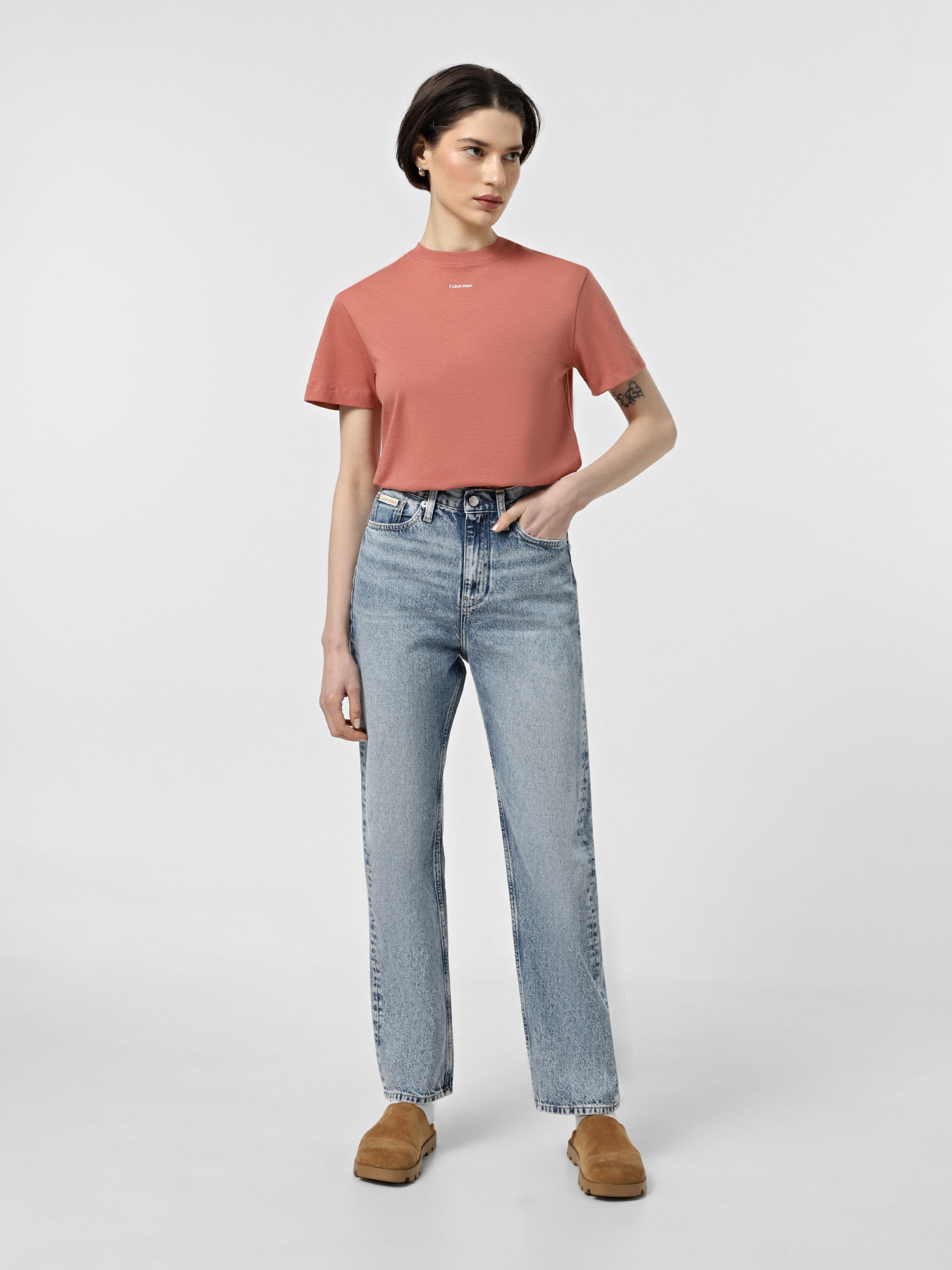 Прямые джинсы Calvin Klein Jeans High Rise Straight модель J20J224031-1A4 Фото