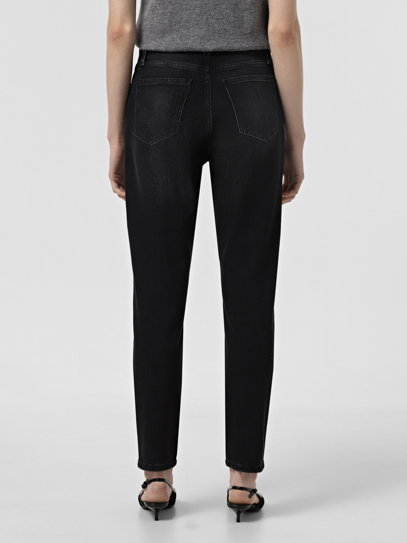 Джинси Calvin Klein Jeans Mom модель J20J224035-1BY Джинси Calvin Klein Jeans Mom модель J20J224035-1BY Фото