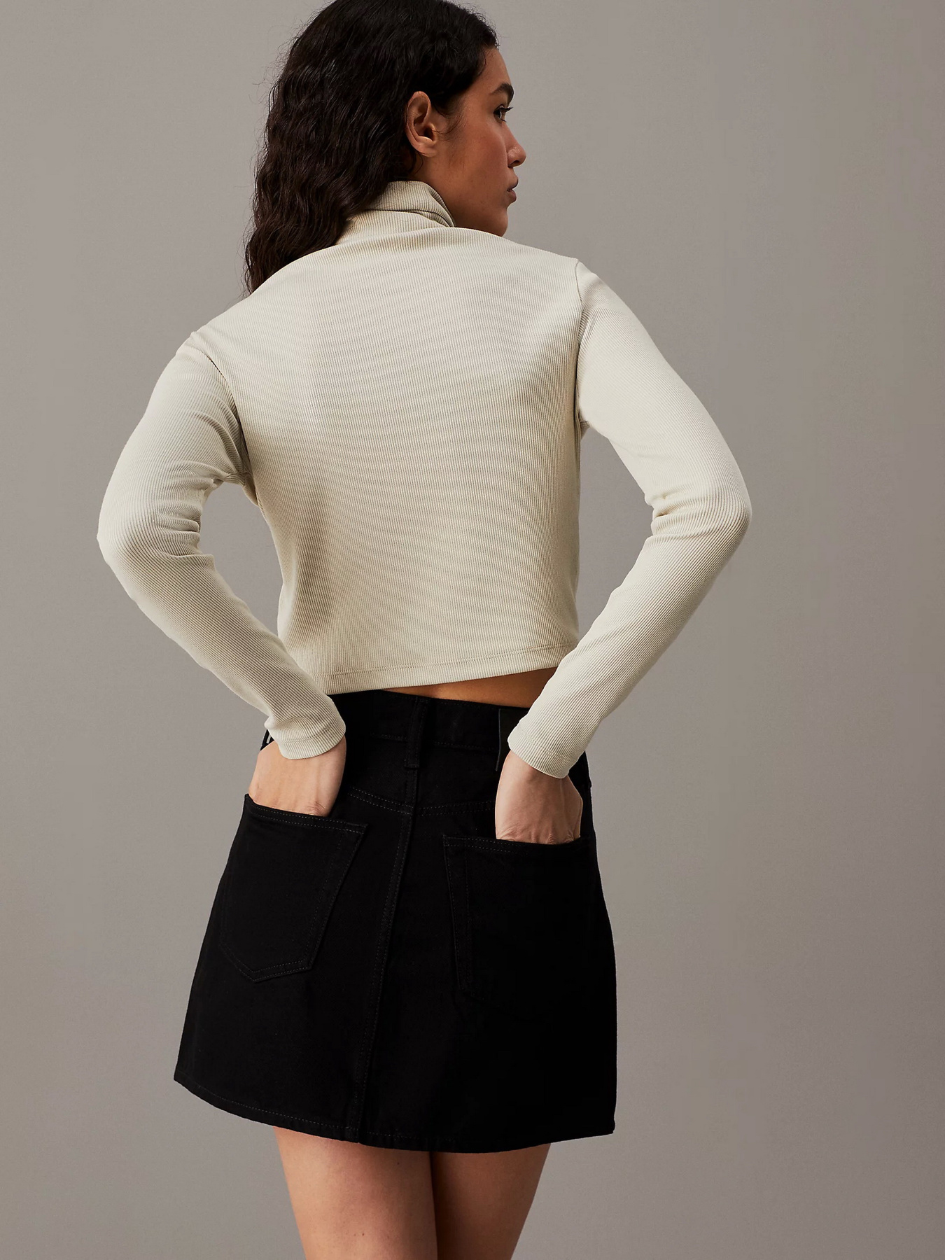 Водолазка Calvin Klein Jeans модель J20J224196-PD7 Фото