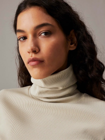 Водолазка Calvin Klein Jeans модель J20J224196-PD7 Фото