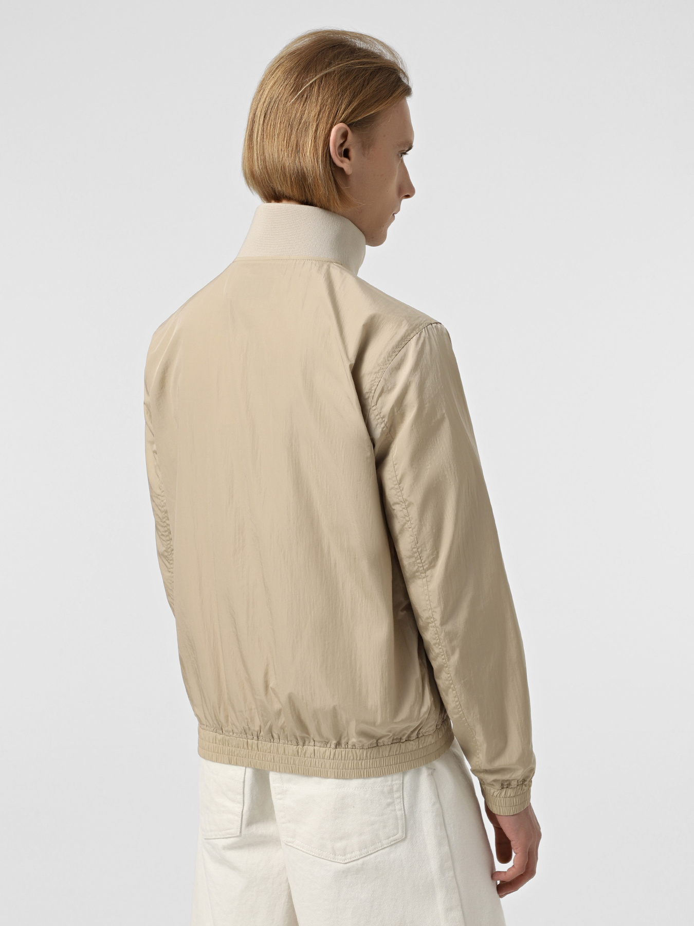 Демісезонна куртка Calvin Klein Jeans модель J30J327373-PF0 Фото